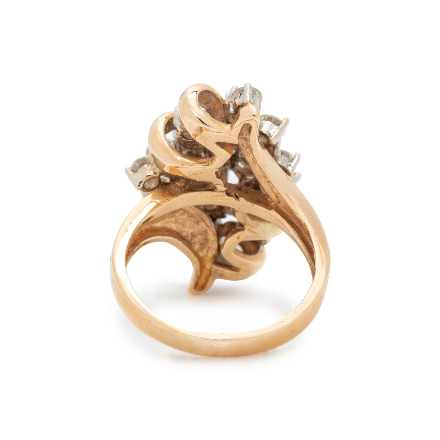 DIAMOND CLUSTER RING