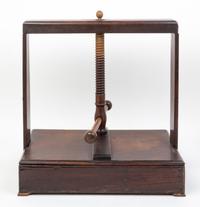 A Georgian Mahogany Book Press Height 19 1/2 inches. — 19TH CENTURY