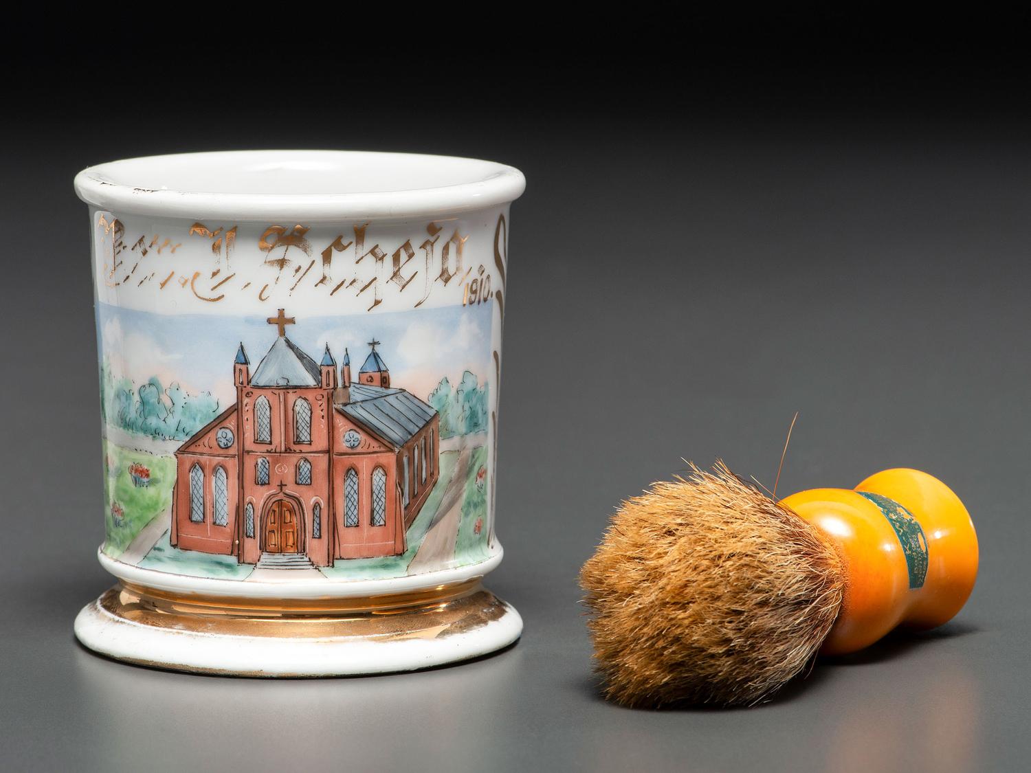 A Clergyman's Porcelain Occupational Shaving Mug