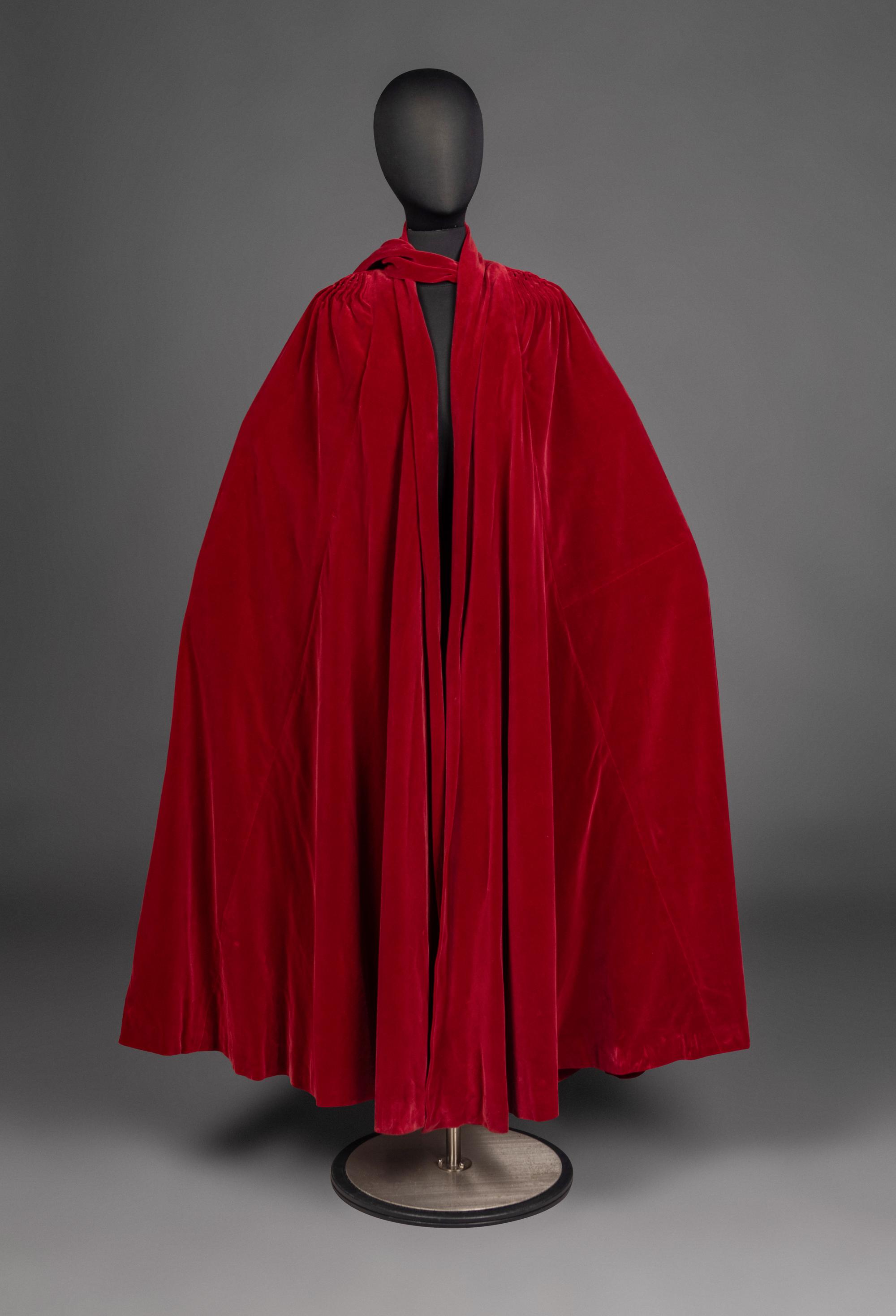Rare Madeleine Vionnet Haute Couture Velvet Cape,1929-30