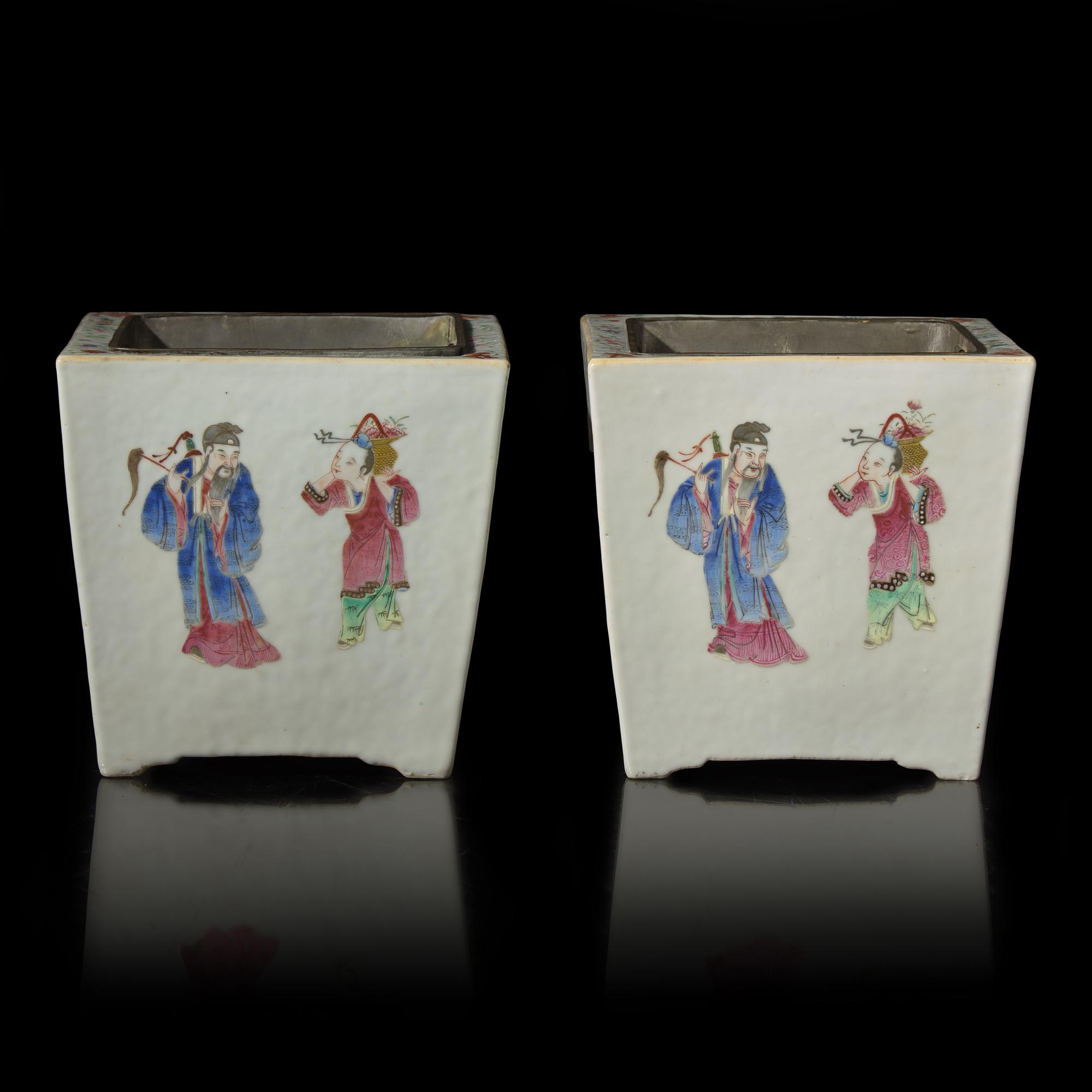 A Pair of Chinese Famille Rose "Immortals" Jardinières, Circa 1850–1860 清中期 粉彩八仙圖花盆一對