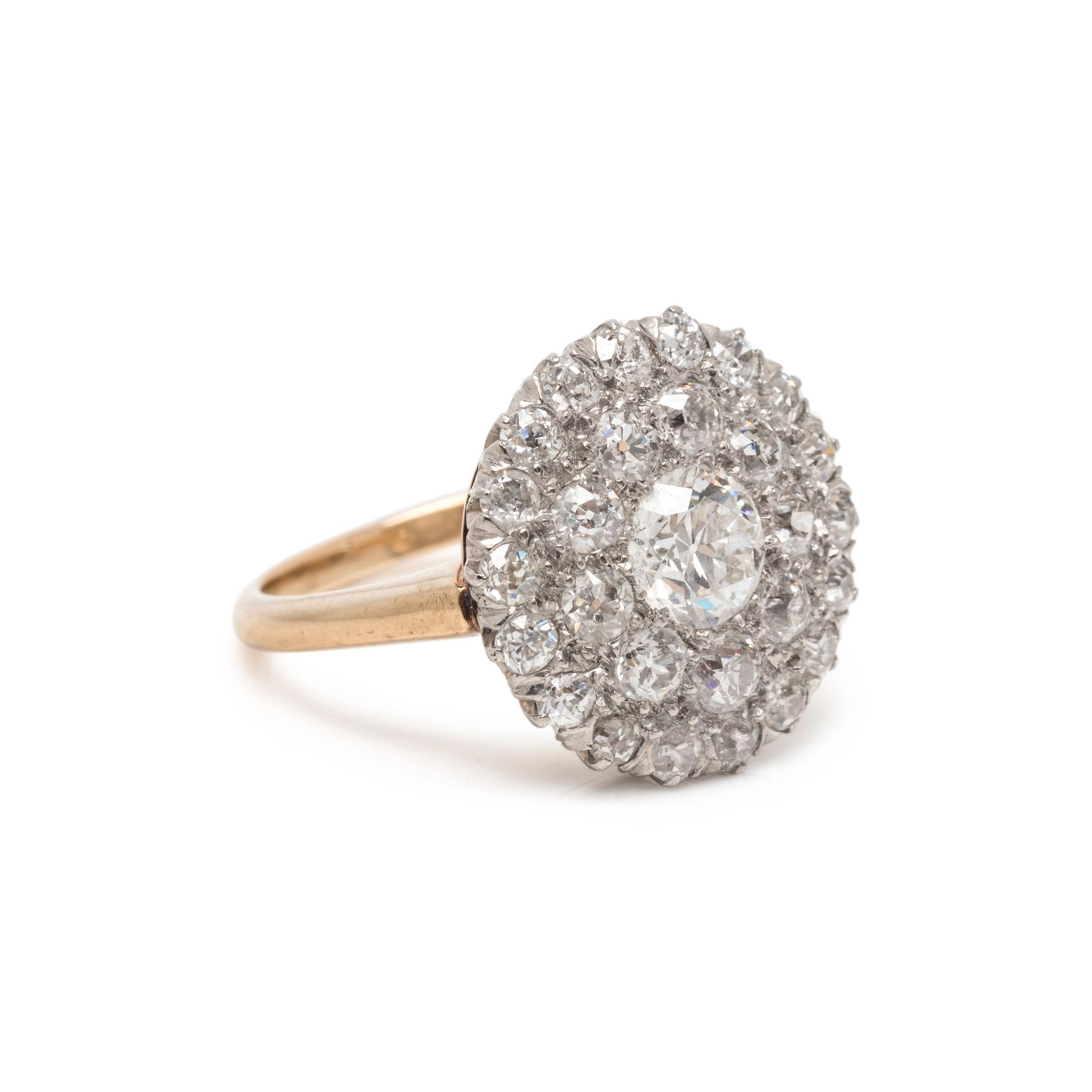 ANTIQUE, DIAMOND CLUSTER RING