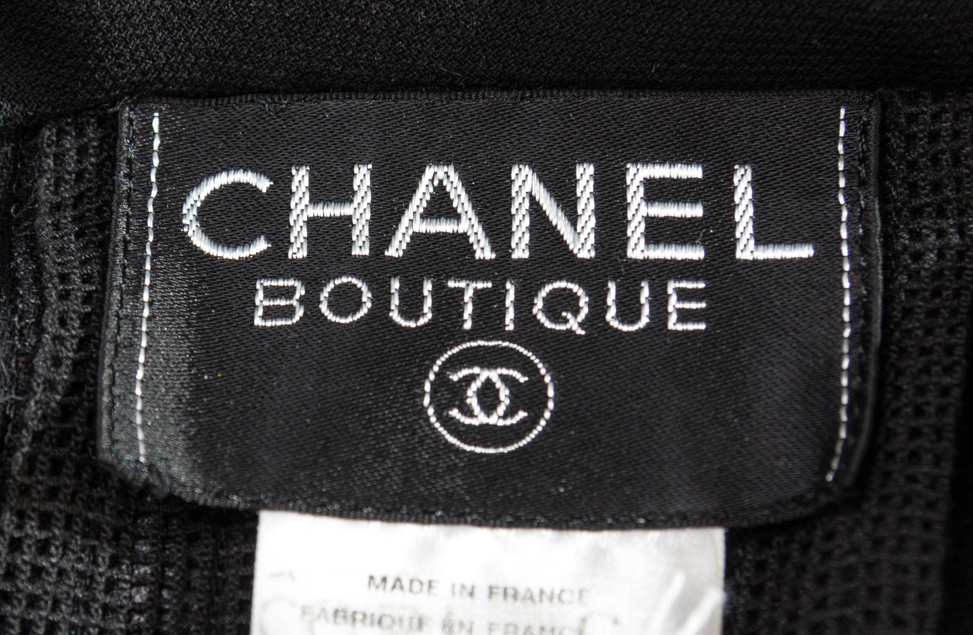 A Chanel Black Wool Pleated Suit, Size 40.