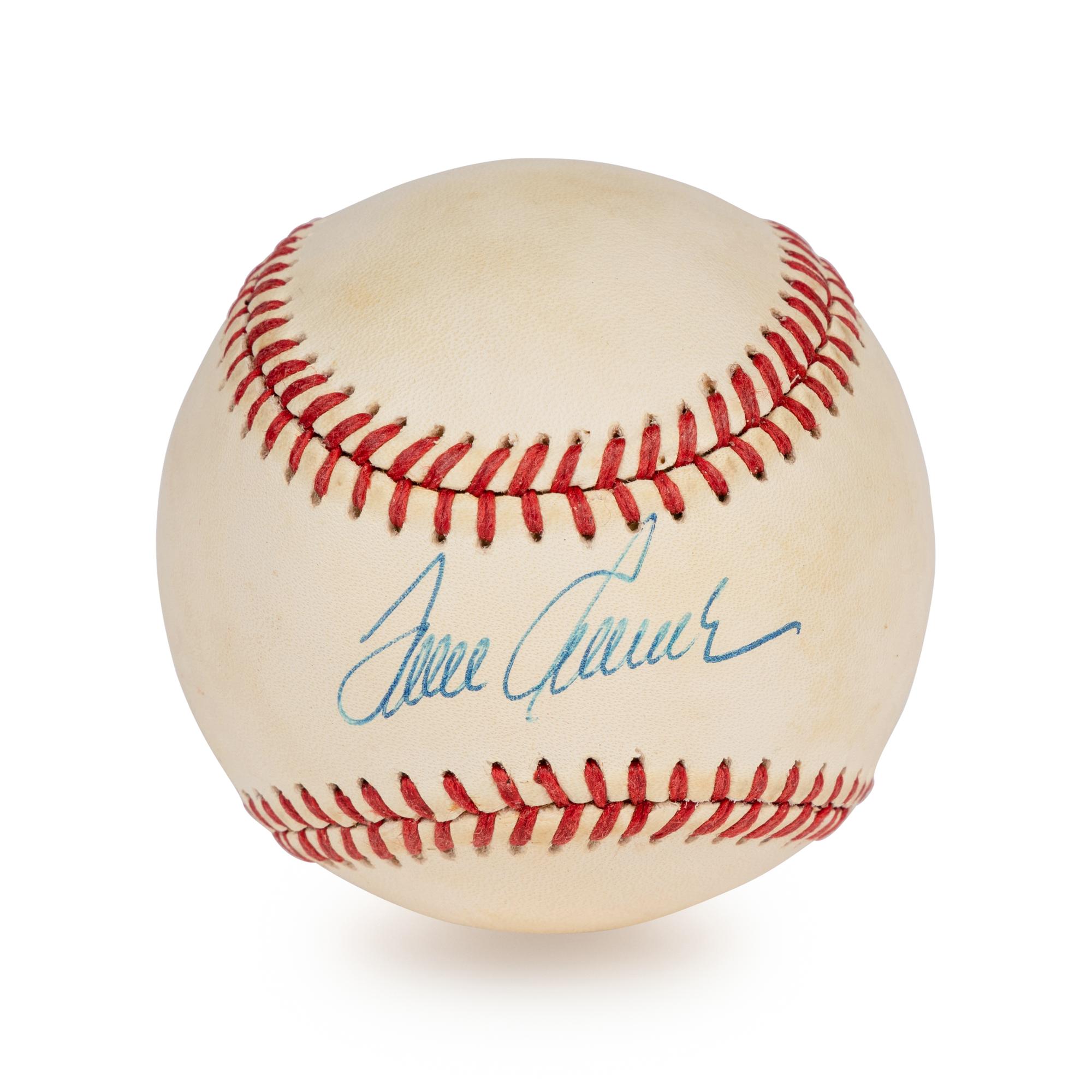 A Tom Seaver Single Signed Autograph Baseball (Beckett Authentication Services Certified),