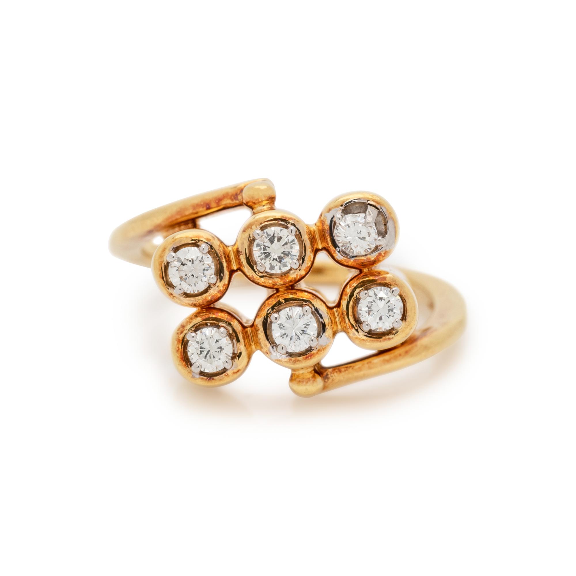 YELLOW GOLD AND DIAMOND RING