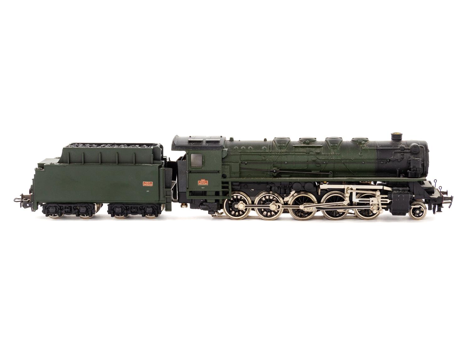 A Marklin Polychrome HO-Gauge S.N.C.F 2-10-0 Locomotive and Tender