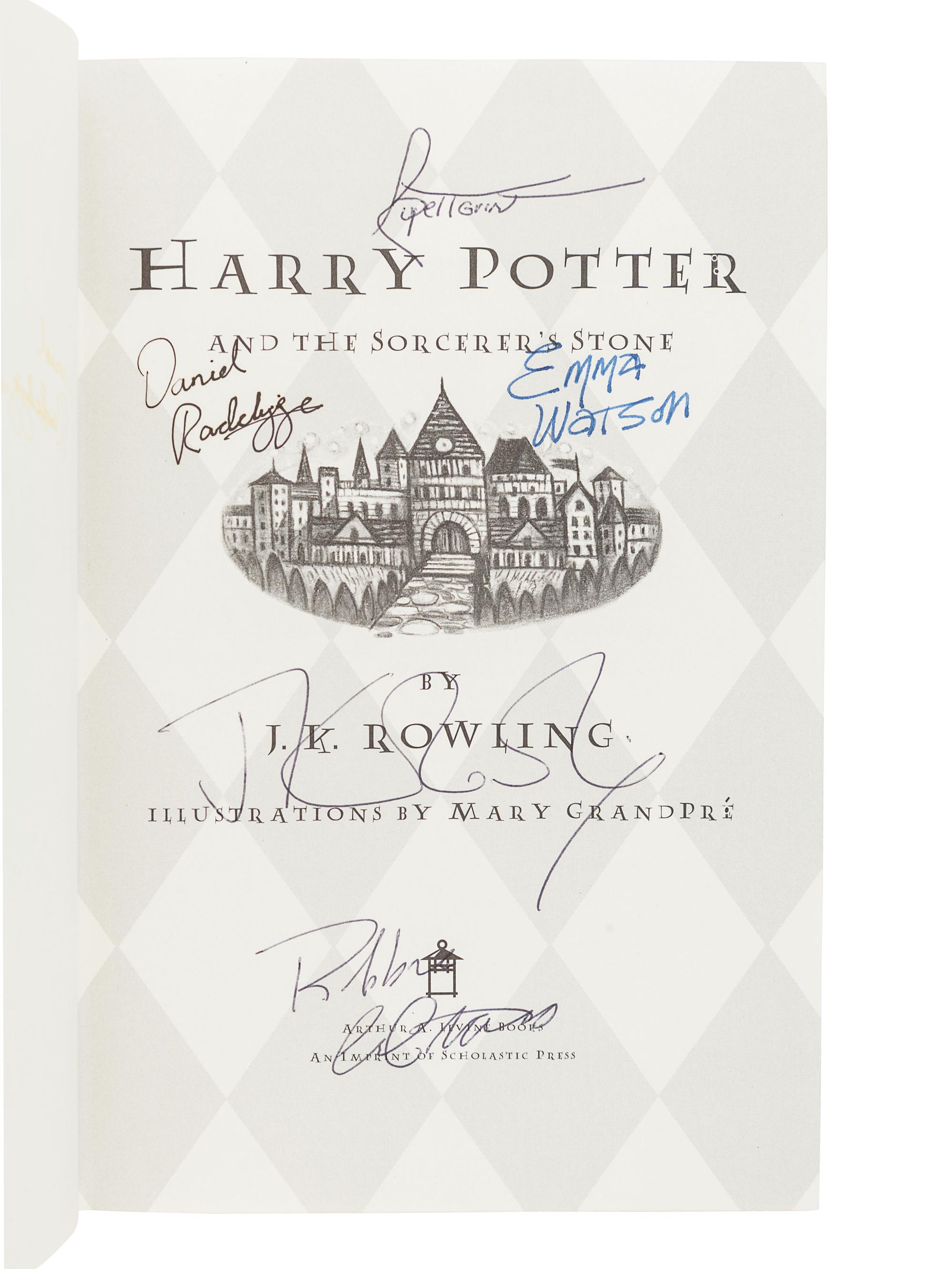 ROWLING, J.K. Harry Potter and the Sorcerer's Stone. New York: Scholastic Press, 2000.