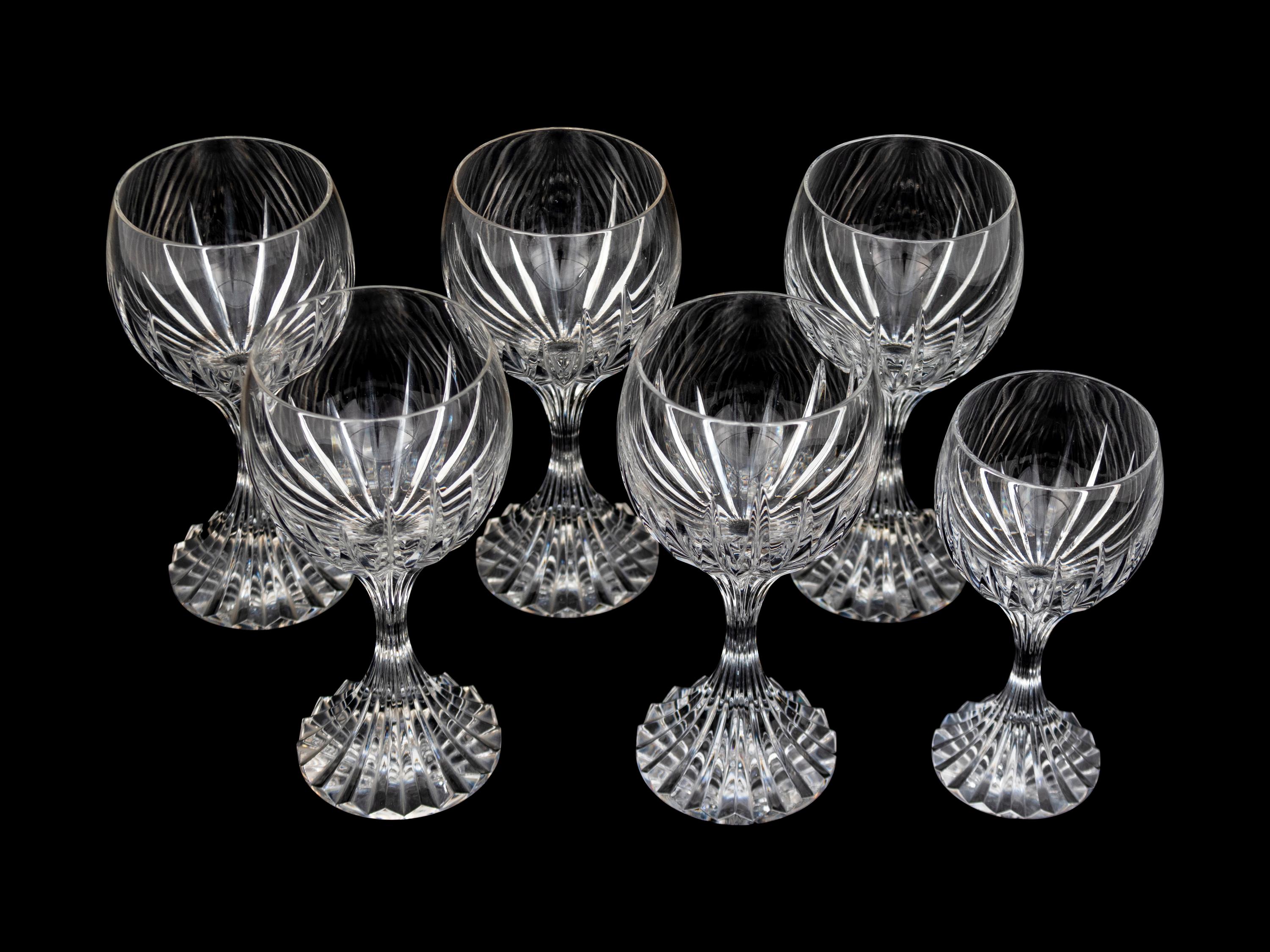 A Baccarat Part Stemware Service