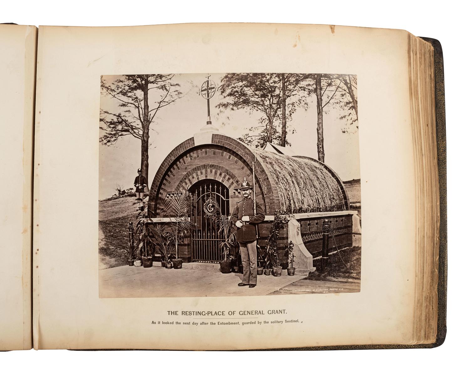 [GRANT, Ulysses S. (1822-1885)]. Photo album commemorating U.S. Grant. Boston: Wm. H. Allen, [1886].