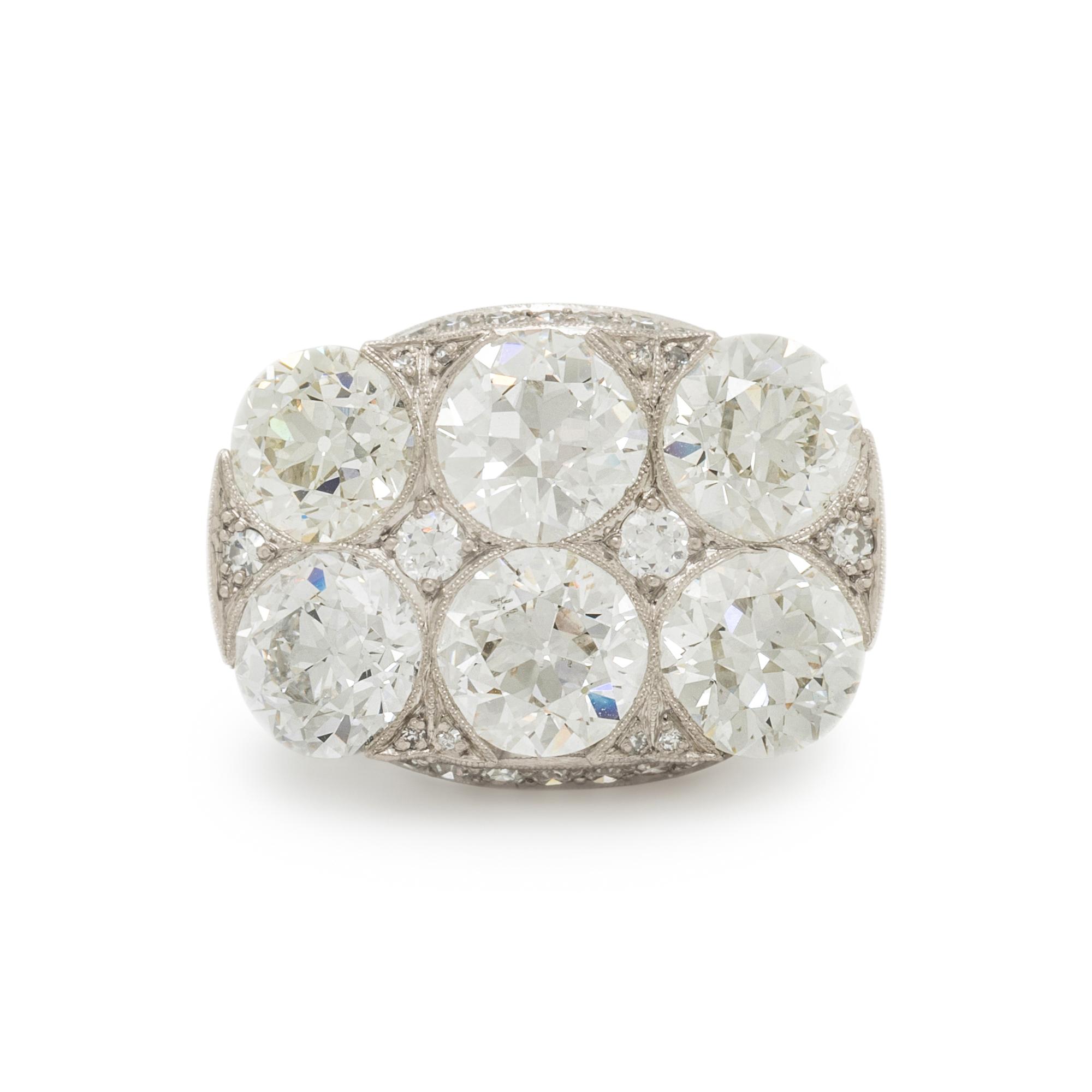 ANTIQUE, DIAMOND AND PLATINUM RING