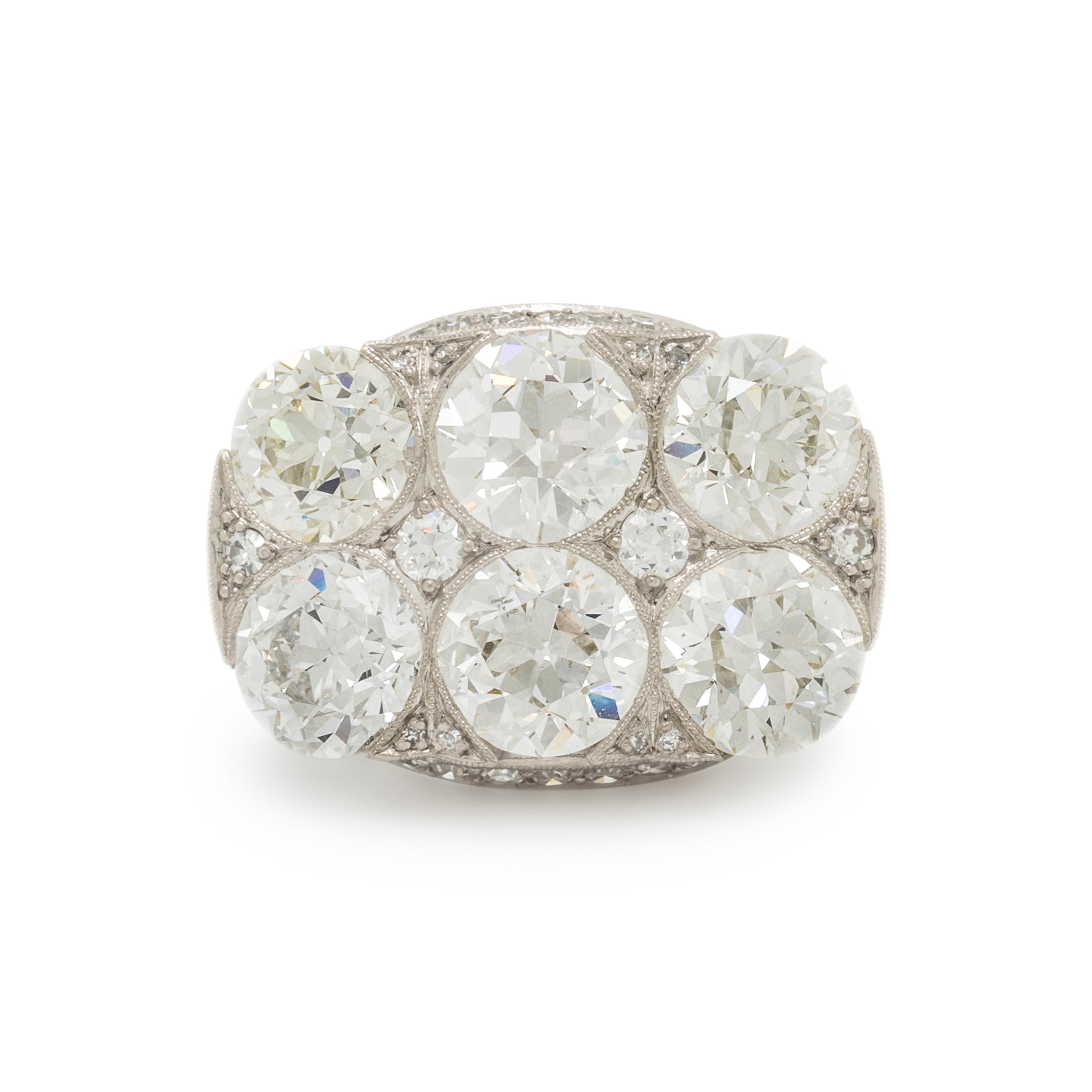 ANTIQUE, DIAMOND AND PLATINUM RING