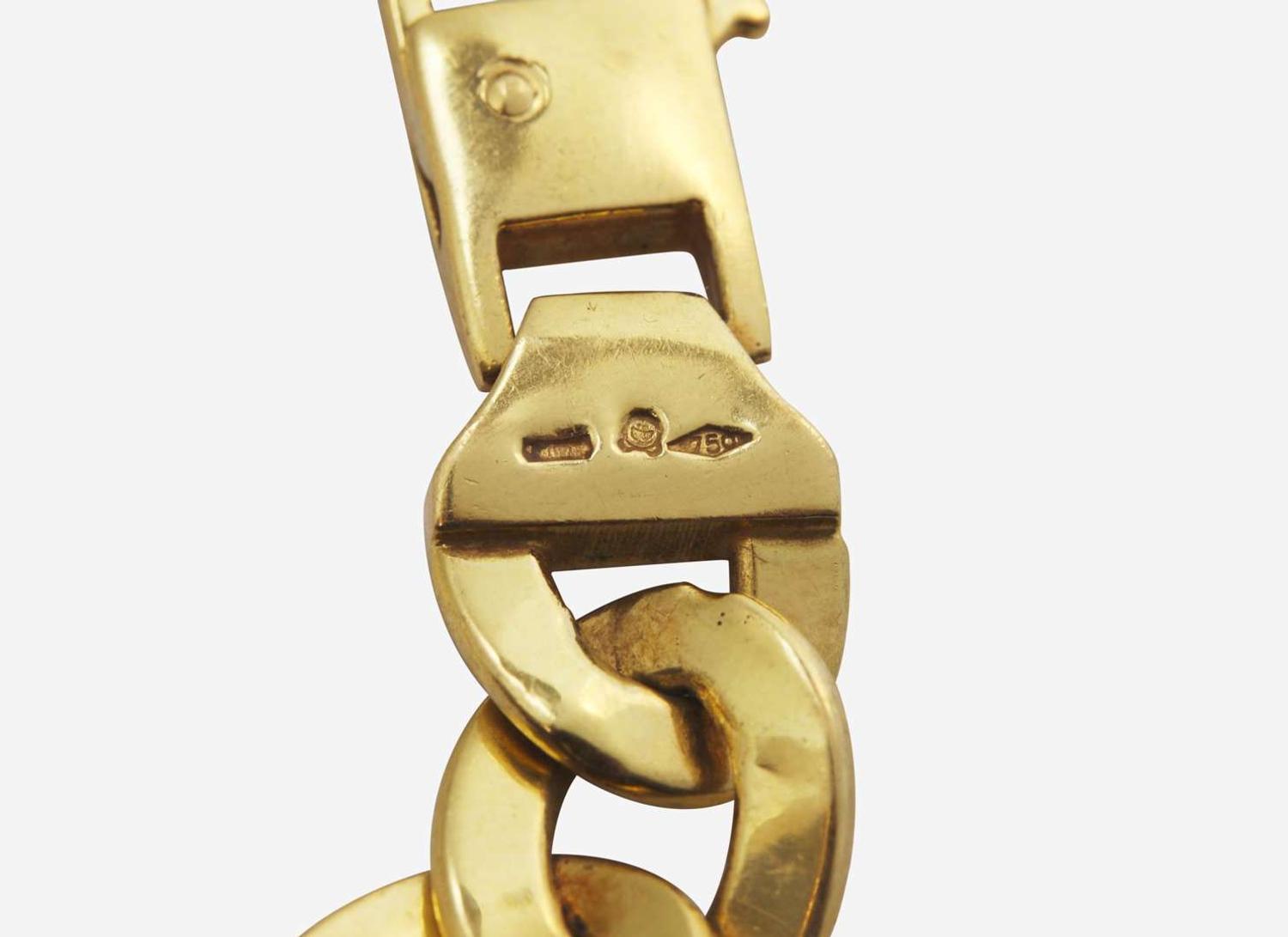 An 18K Yellow Gold Necklace