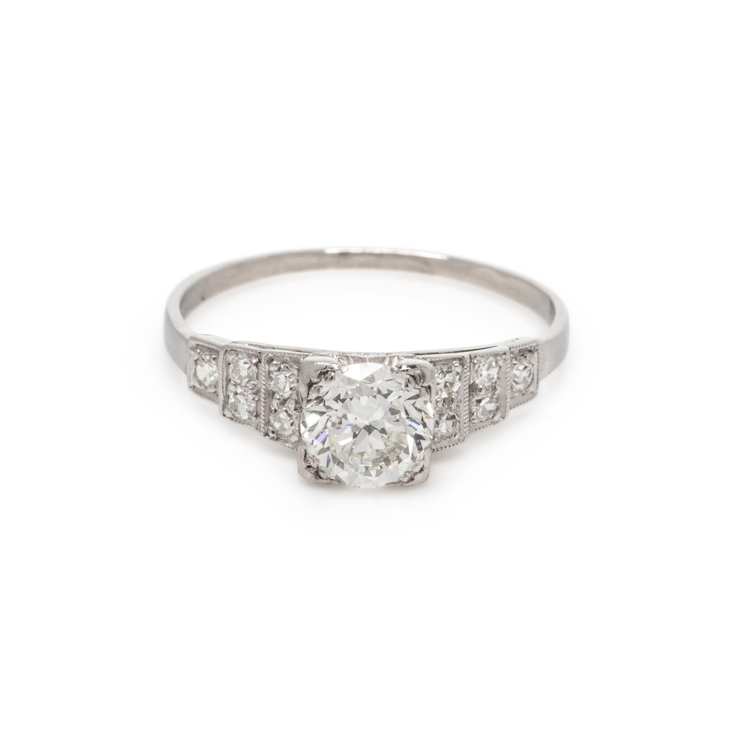 DIAMOND RING