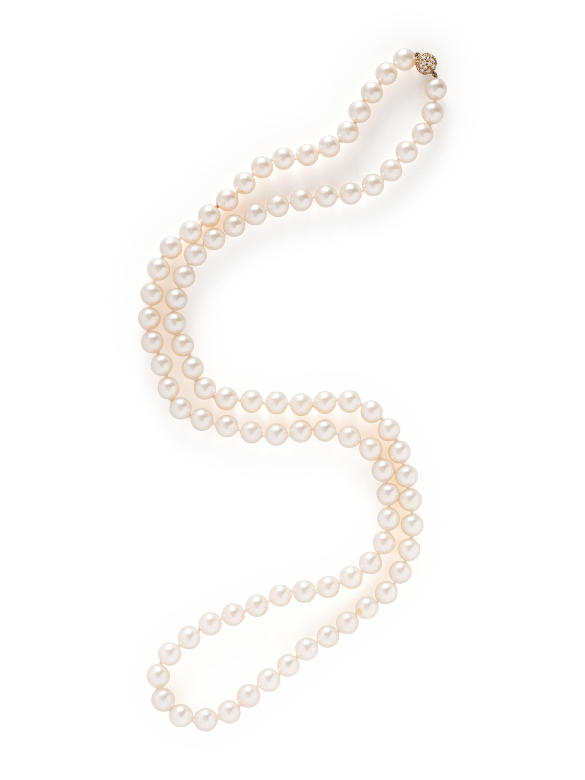 CULTURED PEARL AND DIAMOND NECKLACE