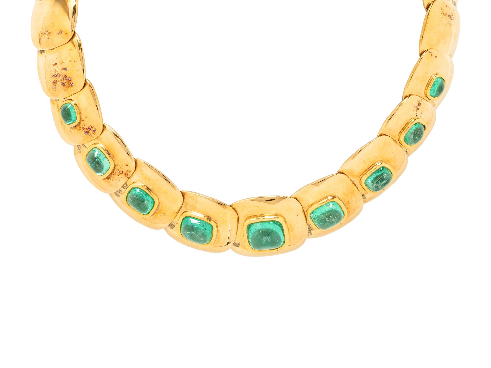POIRAY, YELLOW GOLD AND EMERALD NECKLACE