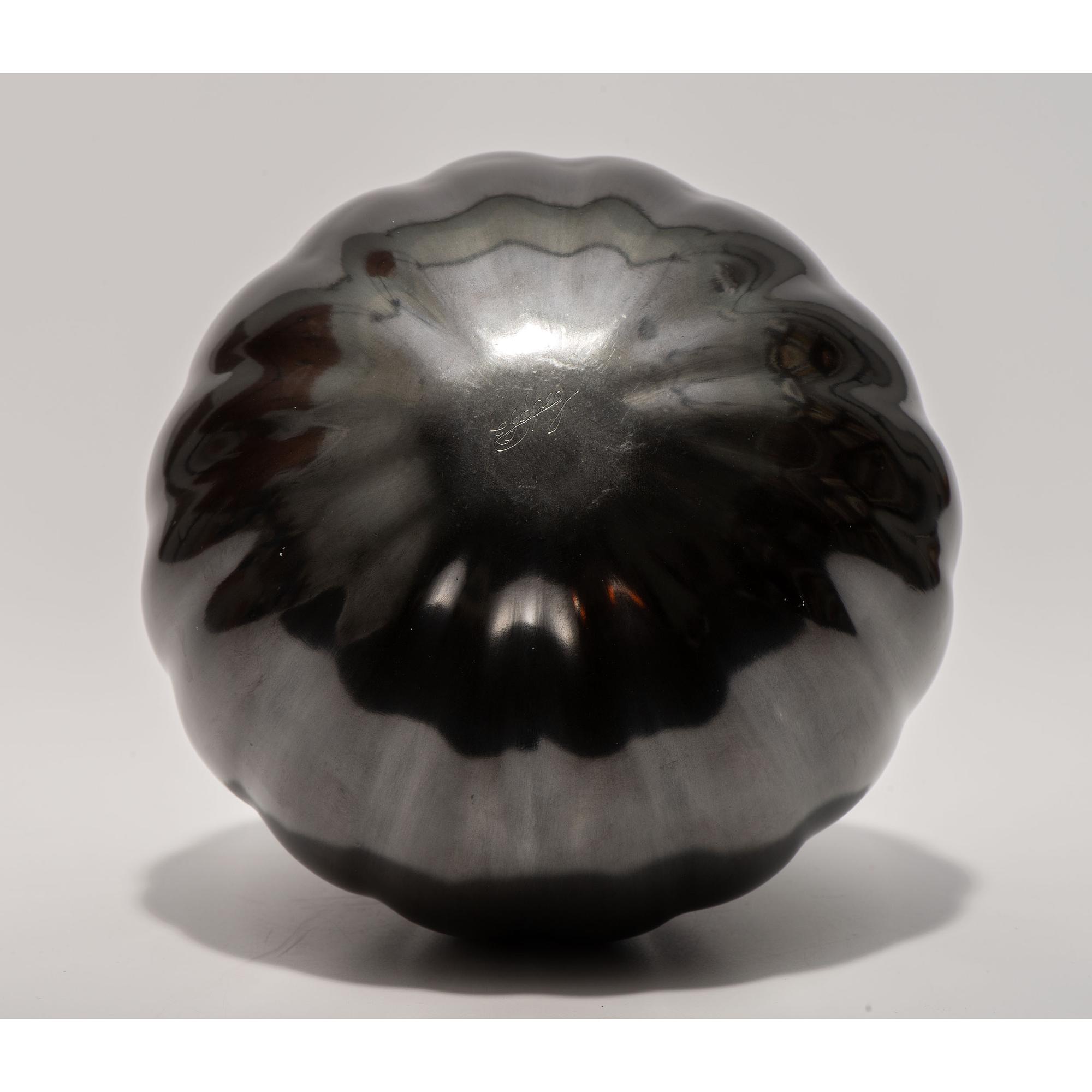 Mata Ortiz Melon Pottery Jar