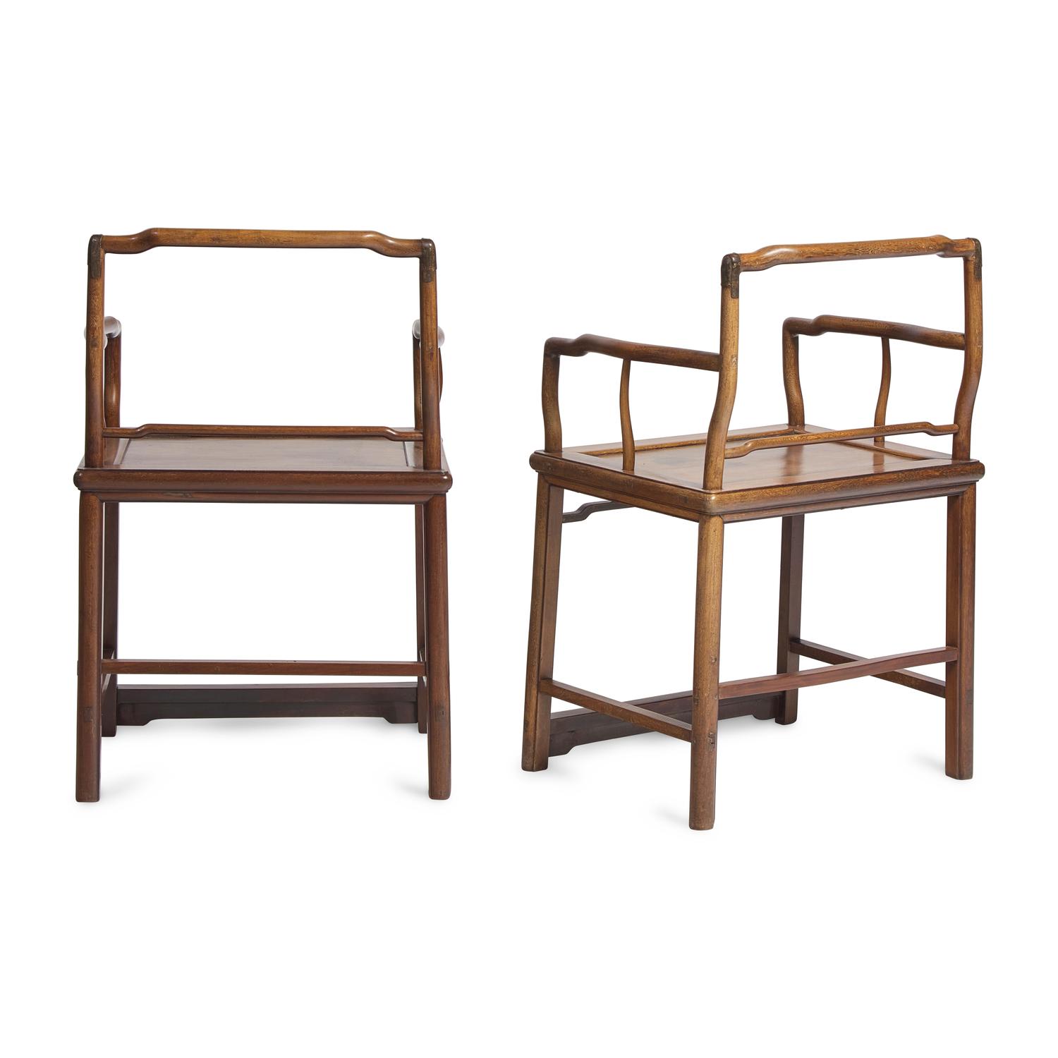 A Pair of Chinese Jichimu Lowback Armchairs, Meiguiyi, 19th/20th Century 清晚期 雞翅木玫瑰椅一對
