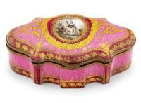 A Sèvres Style Porcelain Box