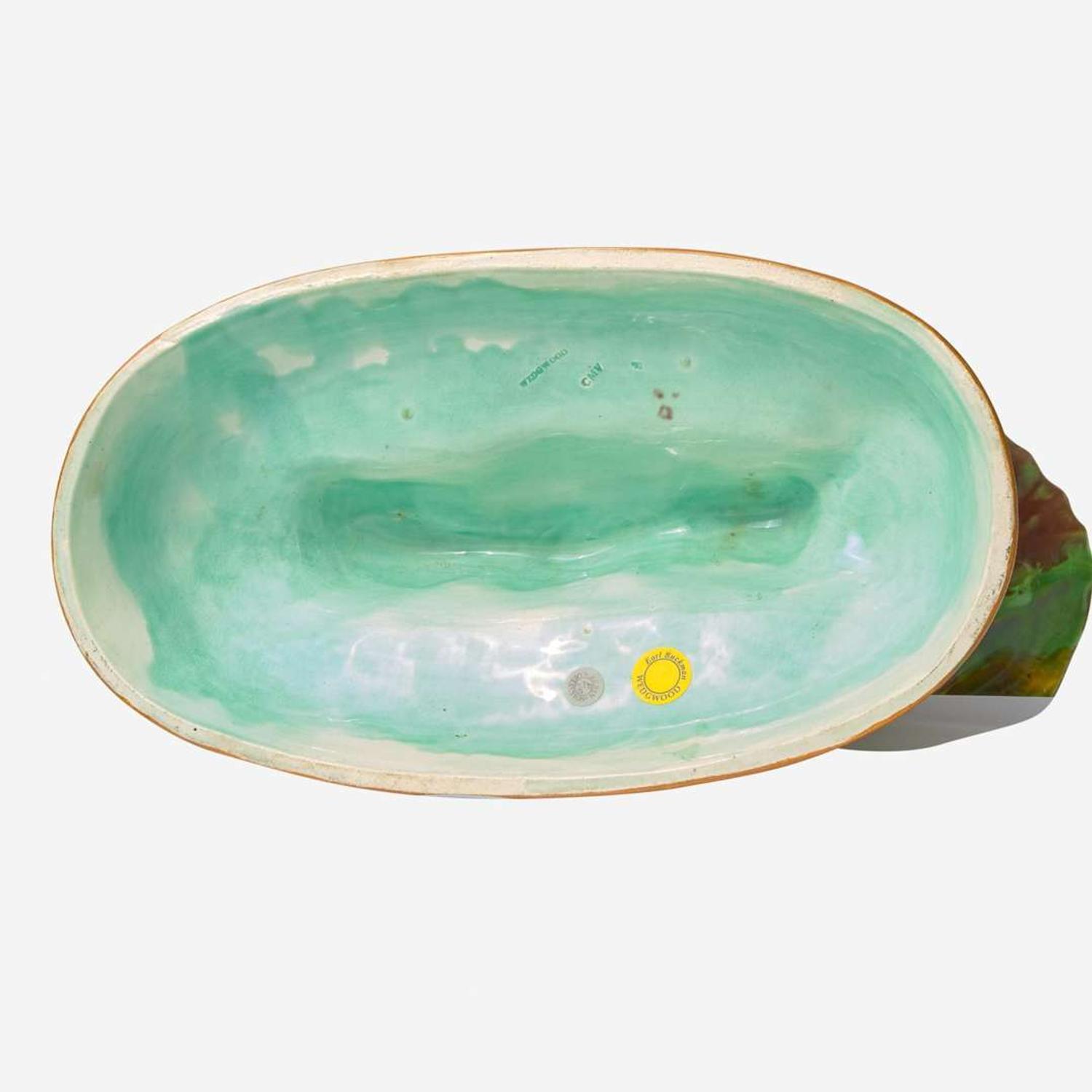 A Wedgwood Majolica Centerpiece UK, 1860s
