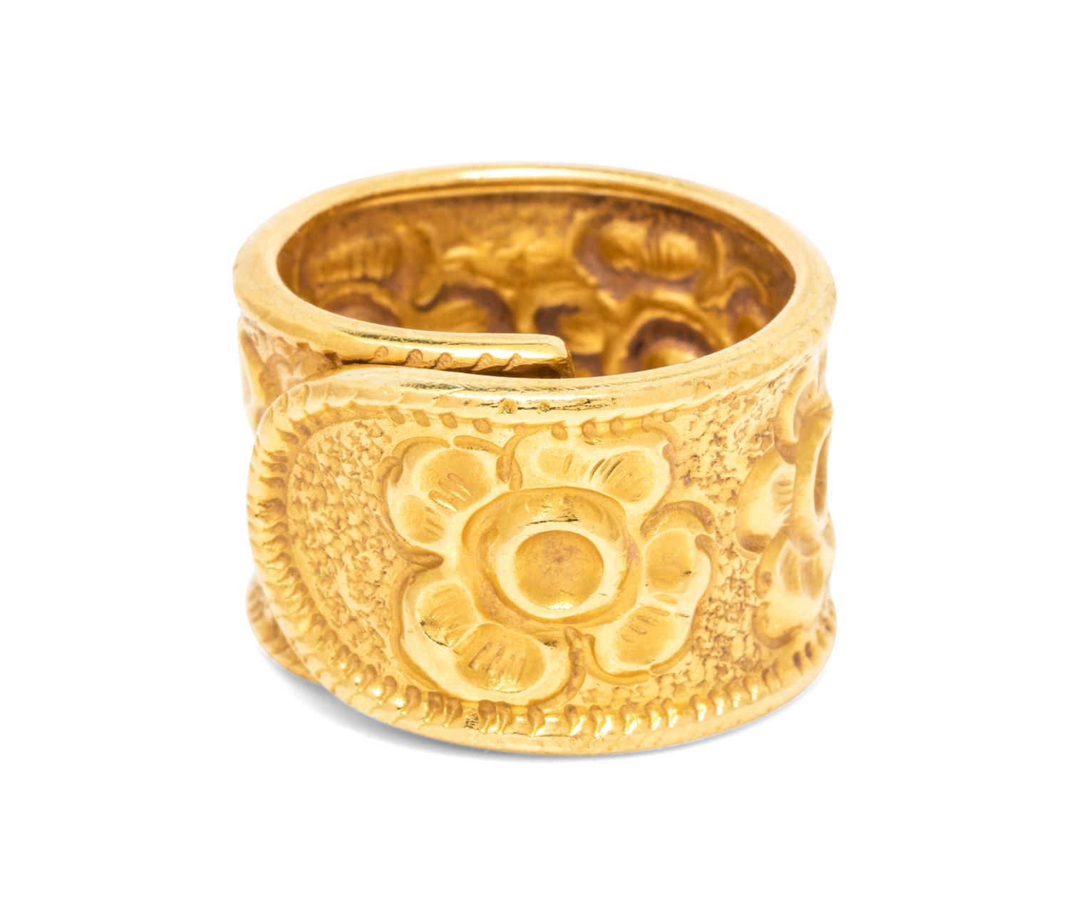 A 22 Karat Yellow Gold Ring, Zolotas,