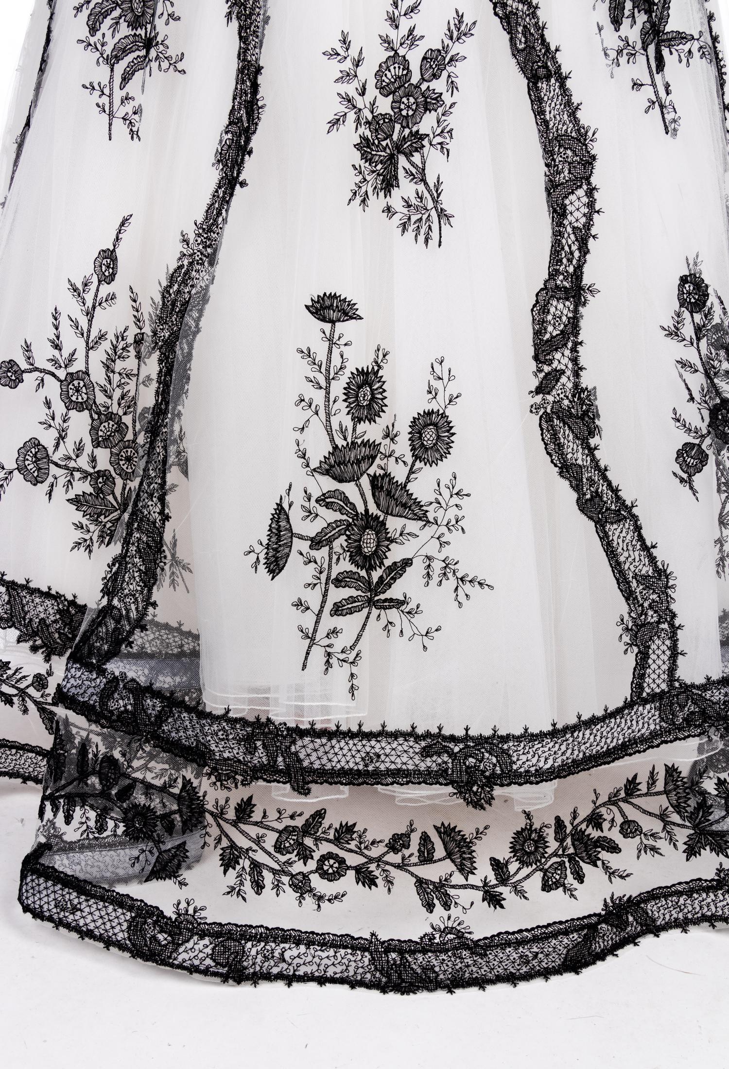Oscar de la Renta White Net with Black Lace Gown, 2000s