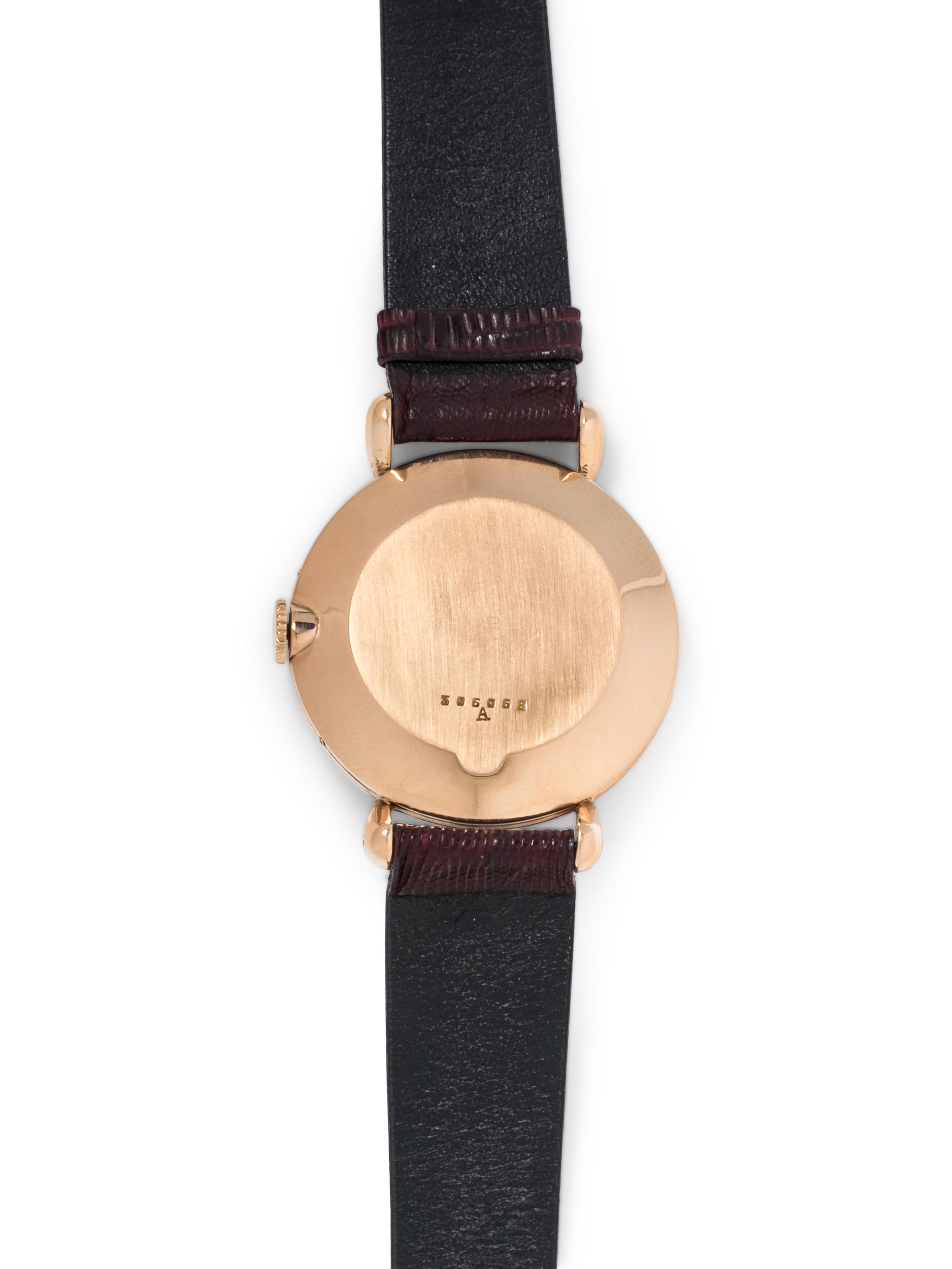 JAEGER-LeCOULTRE, VINTAGE, 18K PINK GOLD TRIPLE CALENDAR WRISTWATCH