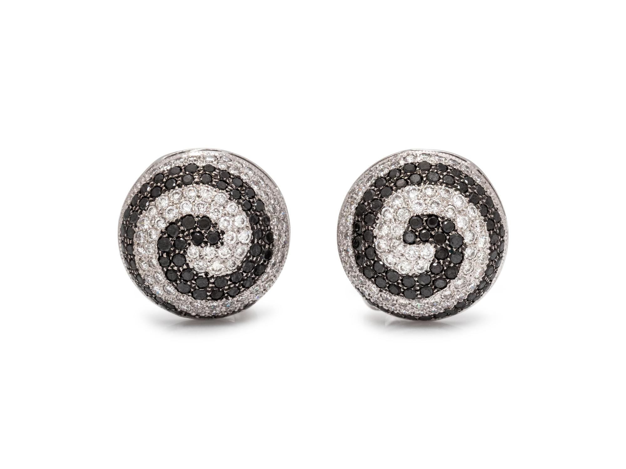 DIAMOND AND BLACK DIAMOND EARCLIPS