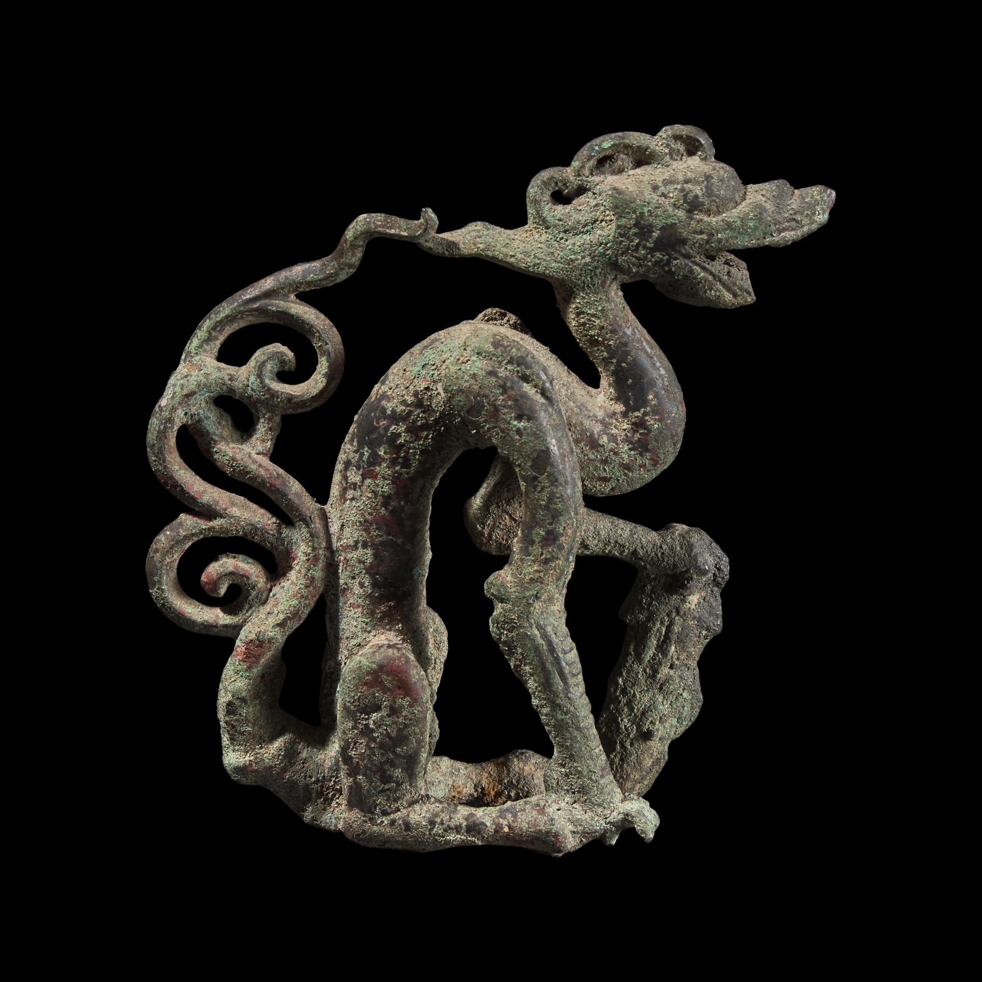 A Chinese Bronze Figure of a Dragon, Possibly Song/Yuan Dynasty 或為宋元 青銅龍