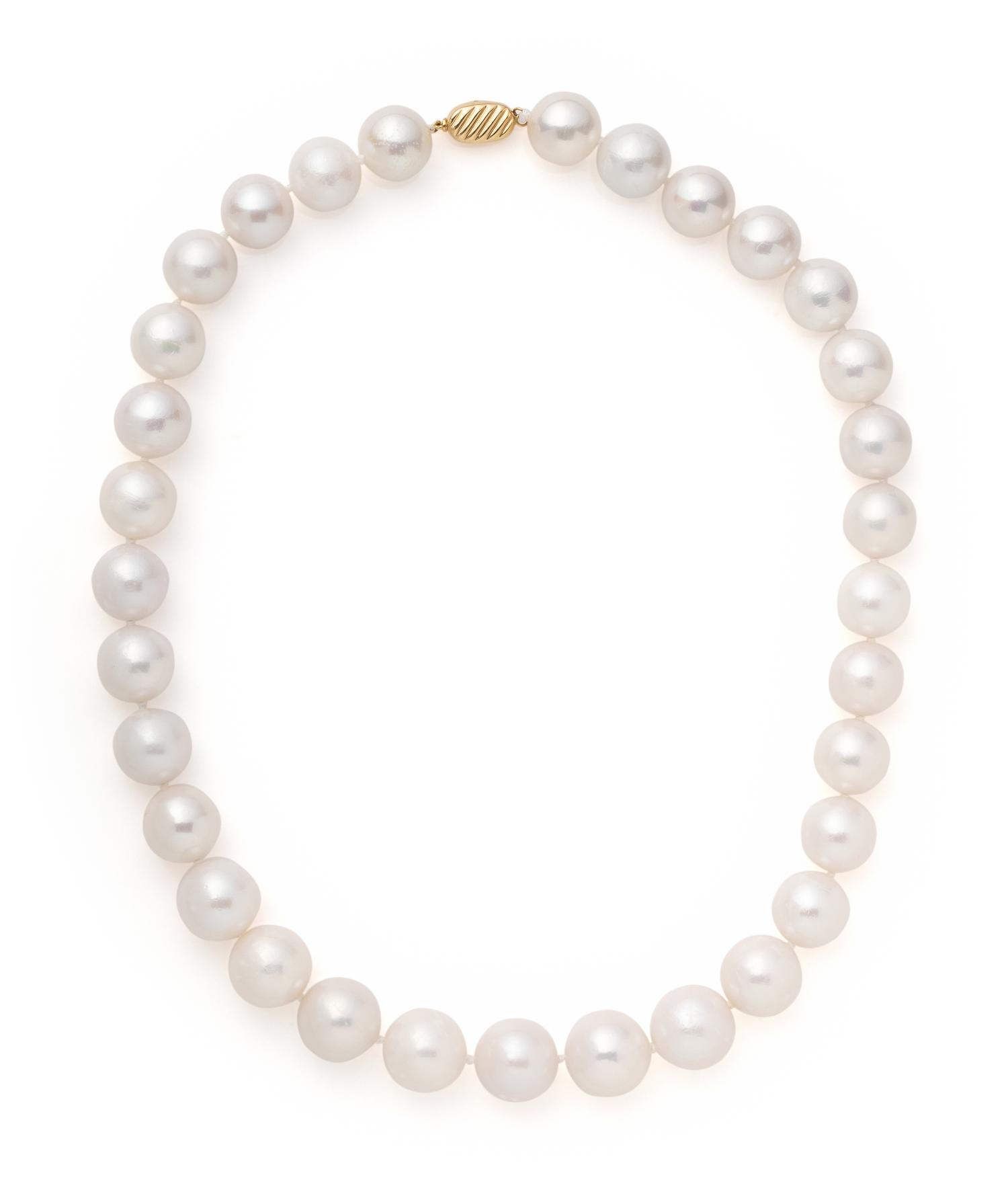 CULTURED SOUTH SEA PEARL NECKLACE