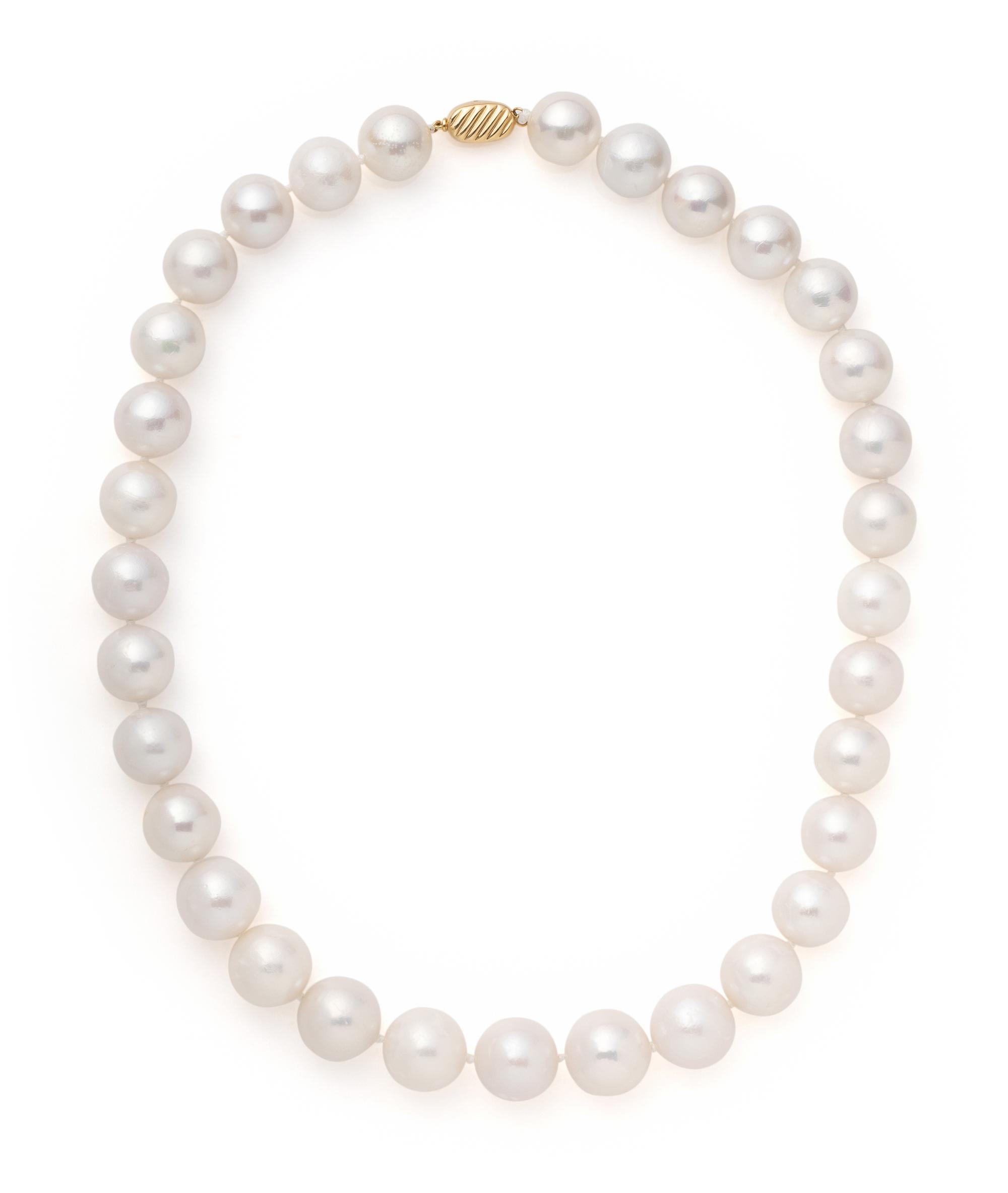 CULTURED SOUTH SEA PEARL NECKLACE