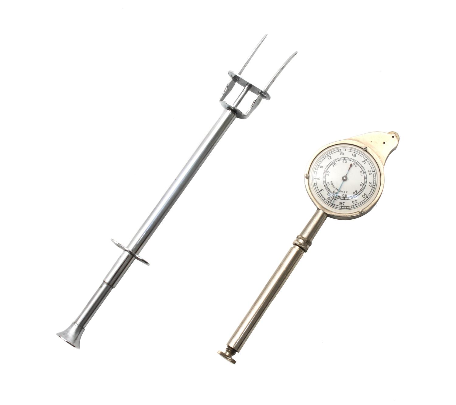 A Two Piece Map Gauge