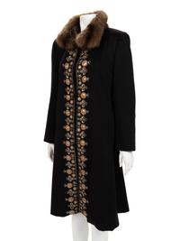 Oscar de la Renta Embellished Cashmere Coat with Fur Collar