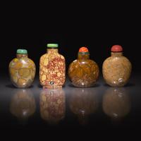 Four Chinese Puddingstone, Agate, and Conglomerate Snuff Bottles, 18th-19th Century — 清中期 抱子石鼻烟壺四支