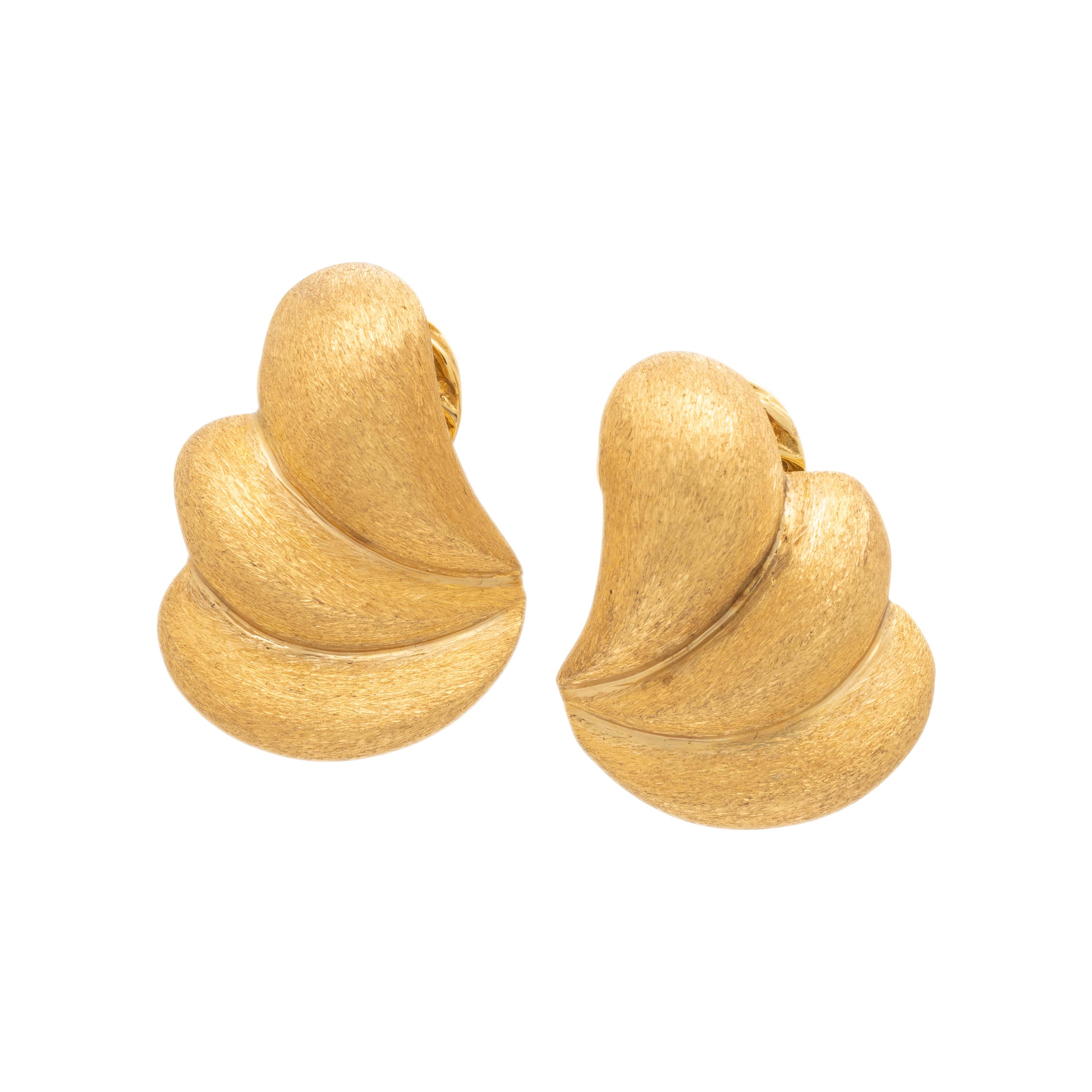 Yvel, Yellow Gold and Baroque Cultured Pearl Earrings
