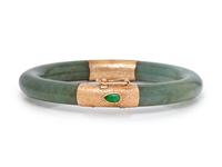 A 14 Karat Yellow Gold and Nephrite Jade Bangle Bracelet,