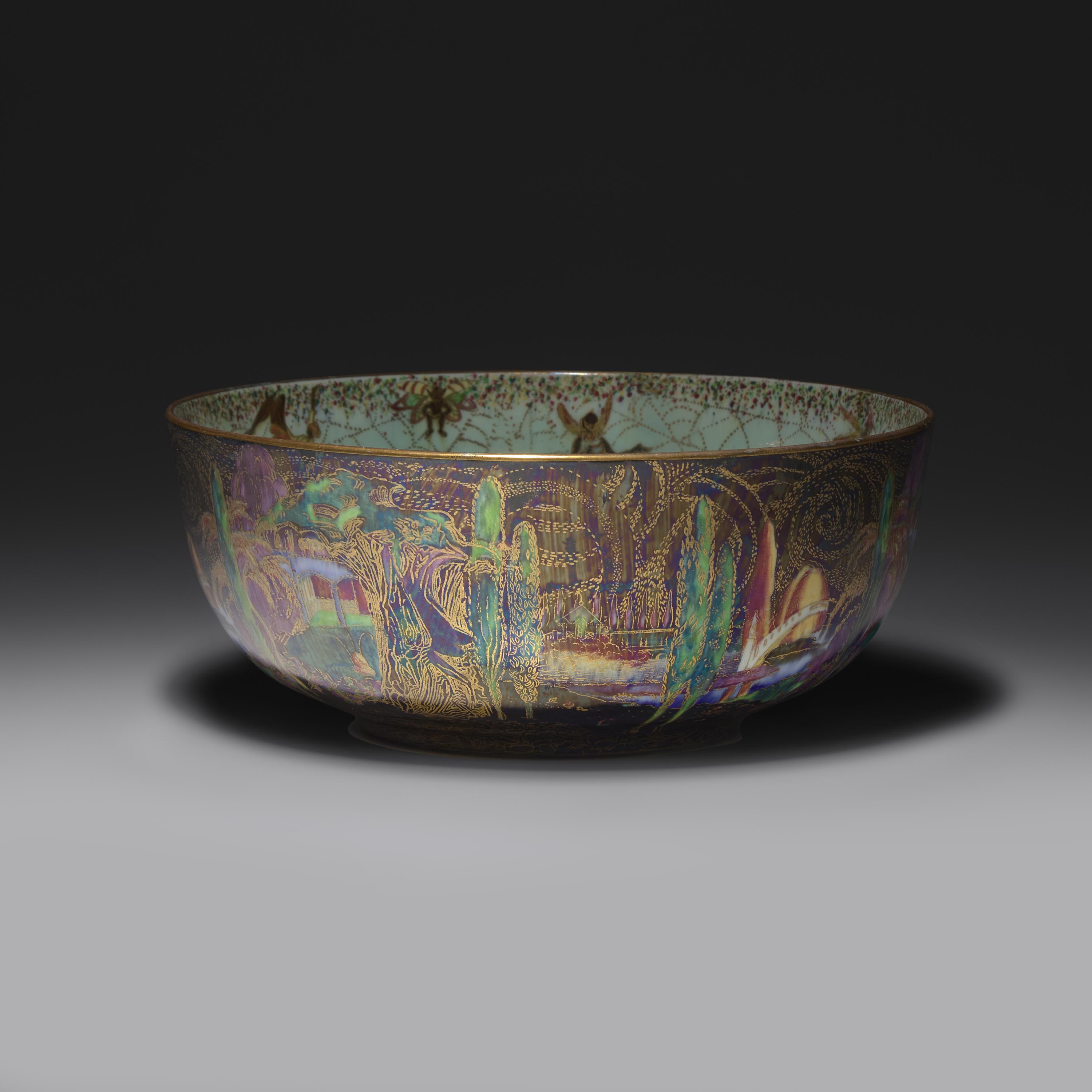 Fairyland Lustre Bowl, pattern Z0964