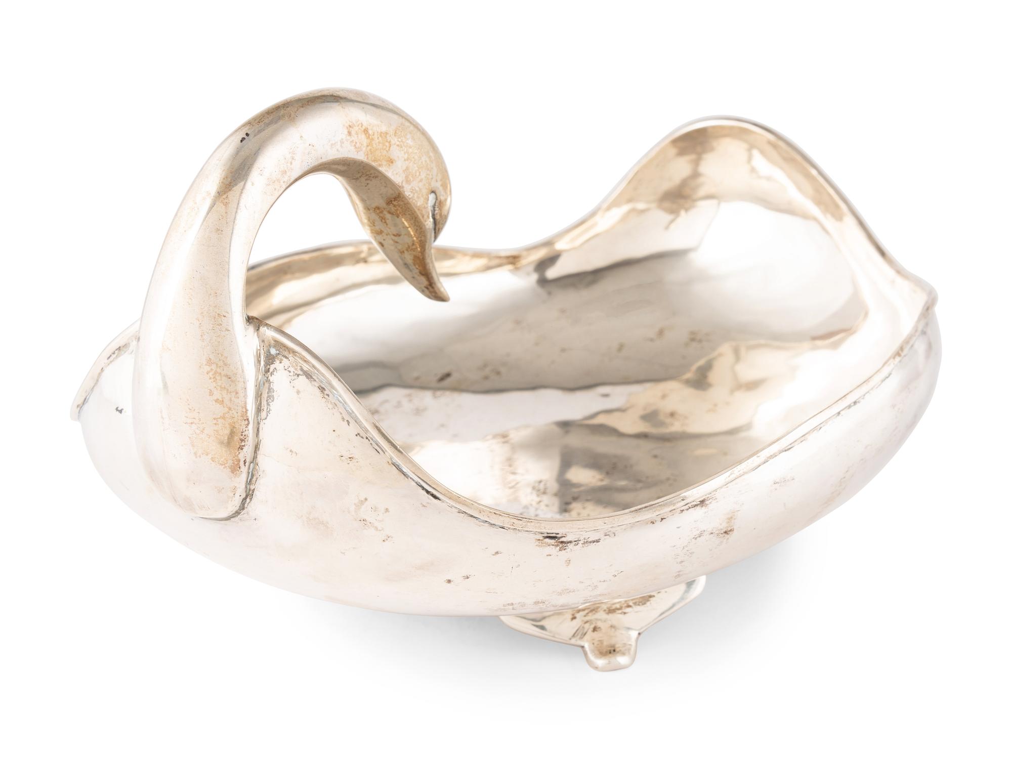 A Mexican Silver Swan Center Bowl