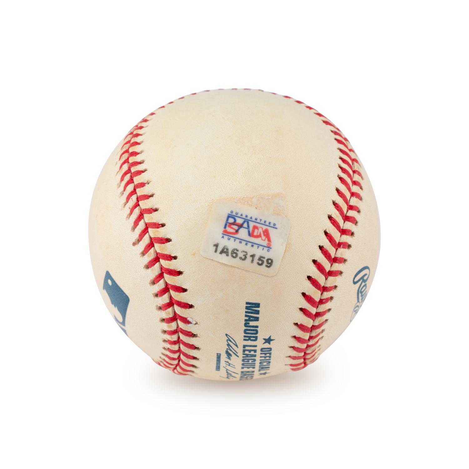 A Ken Griffey Jr. Single Signed Autograph Baseball (PSA Sticker)