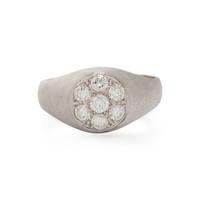 WHITE GOLD AND DIAMOND CLUSTER RING