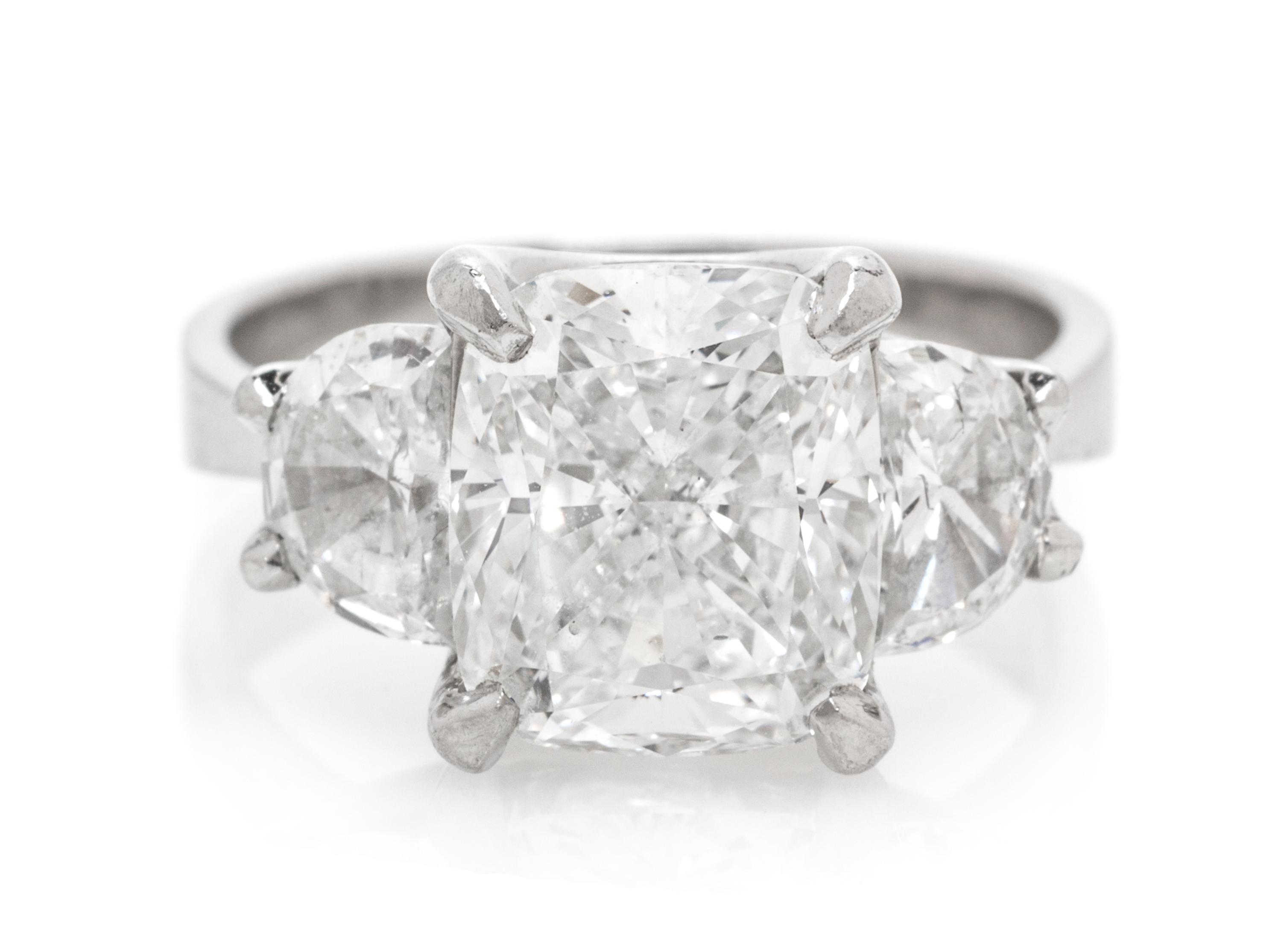 A Platinum and Diamond Ring, 5.70 dwts.