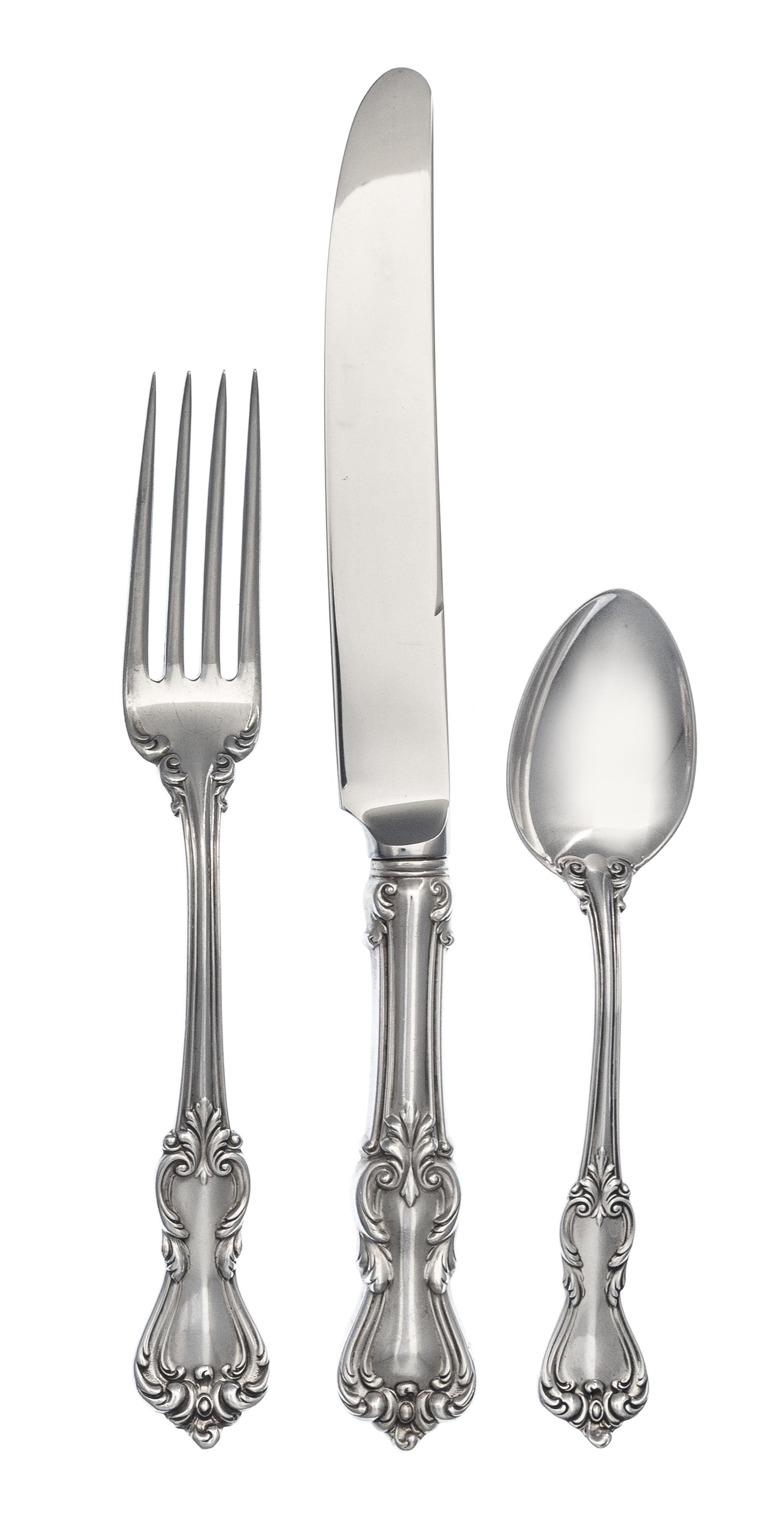 An American Silver Flatware Service, Reed & Barton, Taunton, MA, Marlborough pattern, comprising: 10 dinner knives 10 dinner forks 13 s