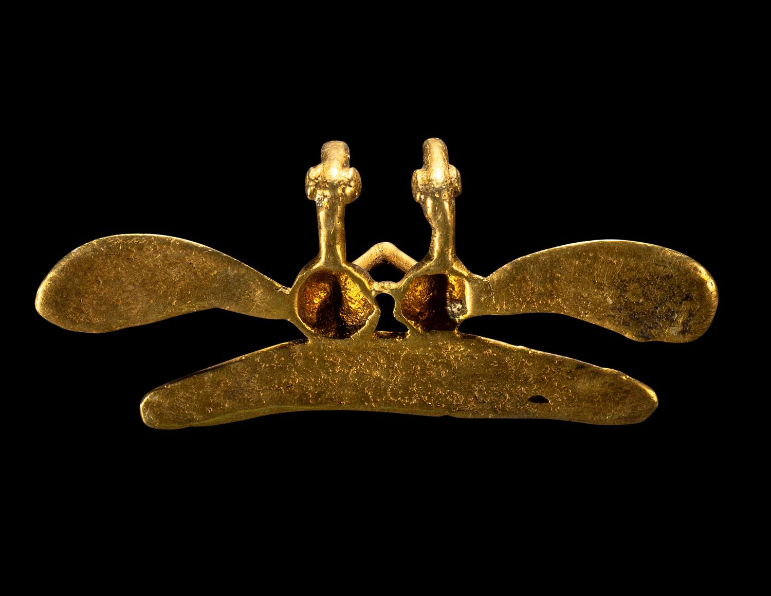 A Veraguas Gold Double-Avian Pendant