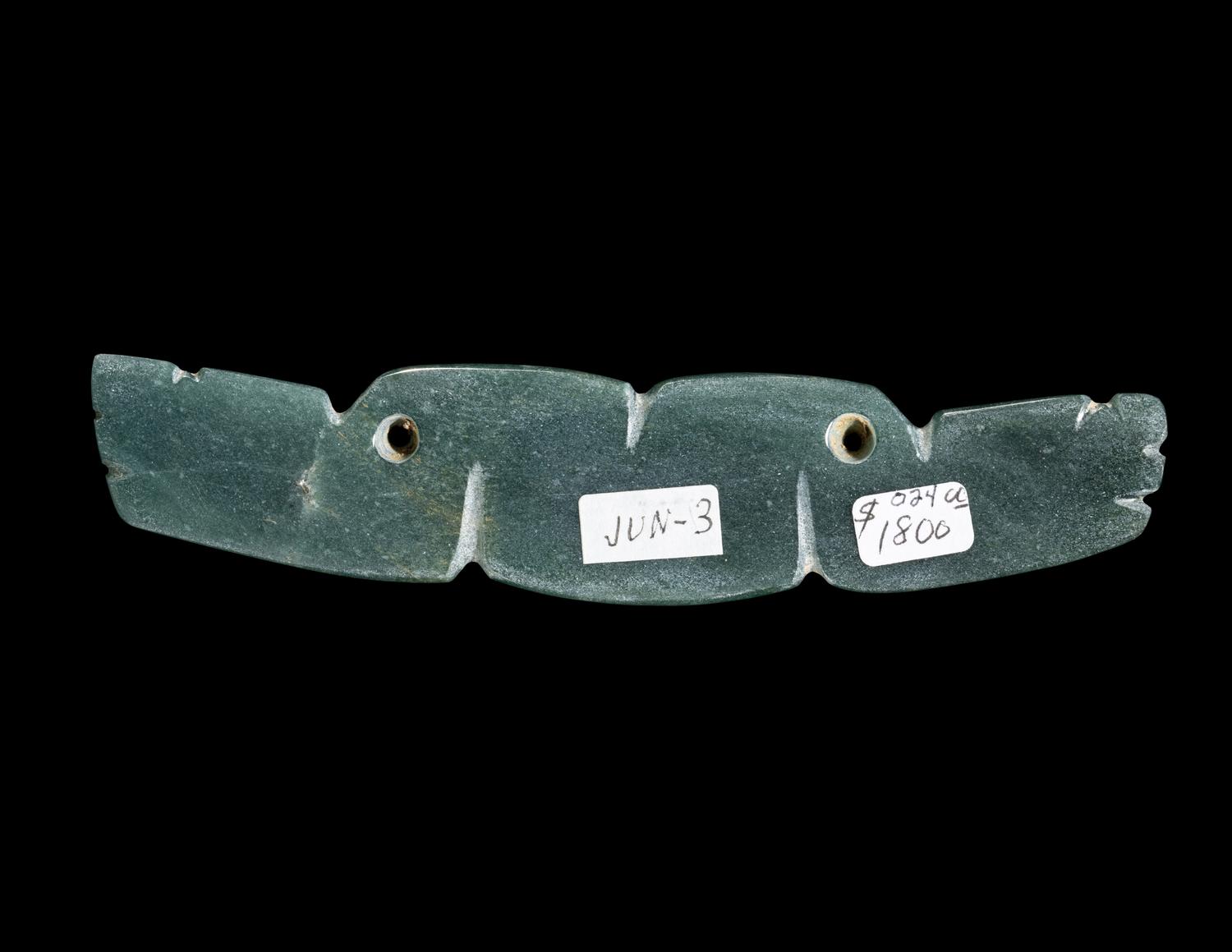 A Costa Rican JadeTwo-Head Bar Pendant