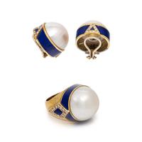 MABÉ PEARL, DIAMOND, AND ENAMEL JEWELRY SET