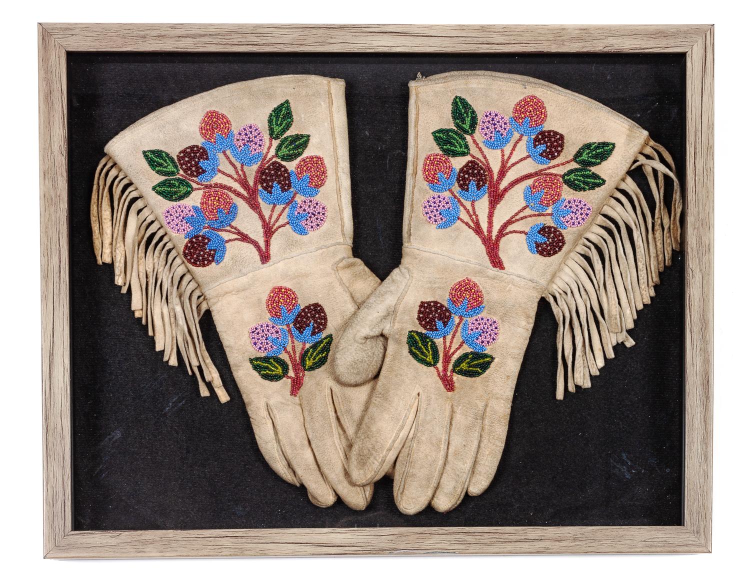 Plateau Beaded Hide Gauntlets