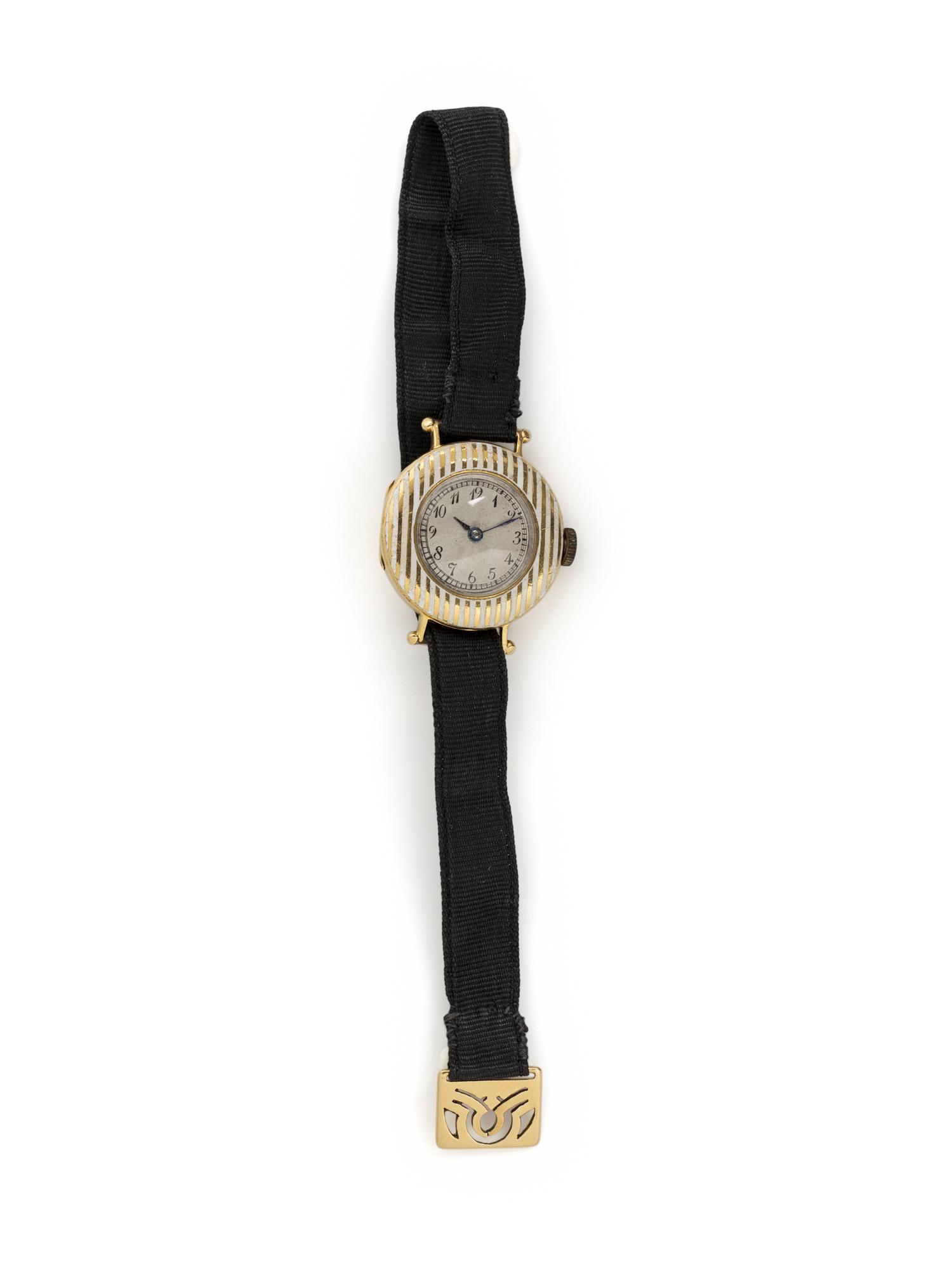 ENGLISH, 18K YELLOW GOLD AND ENAMEL WATCH