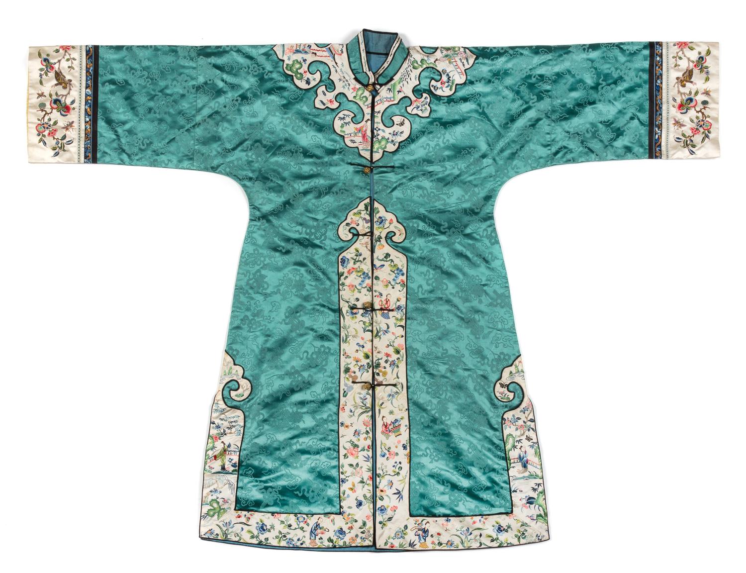 A Chinese Embroidered Silk Lady's Informal Robe — LATE QING DYNASTY