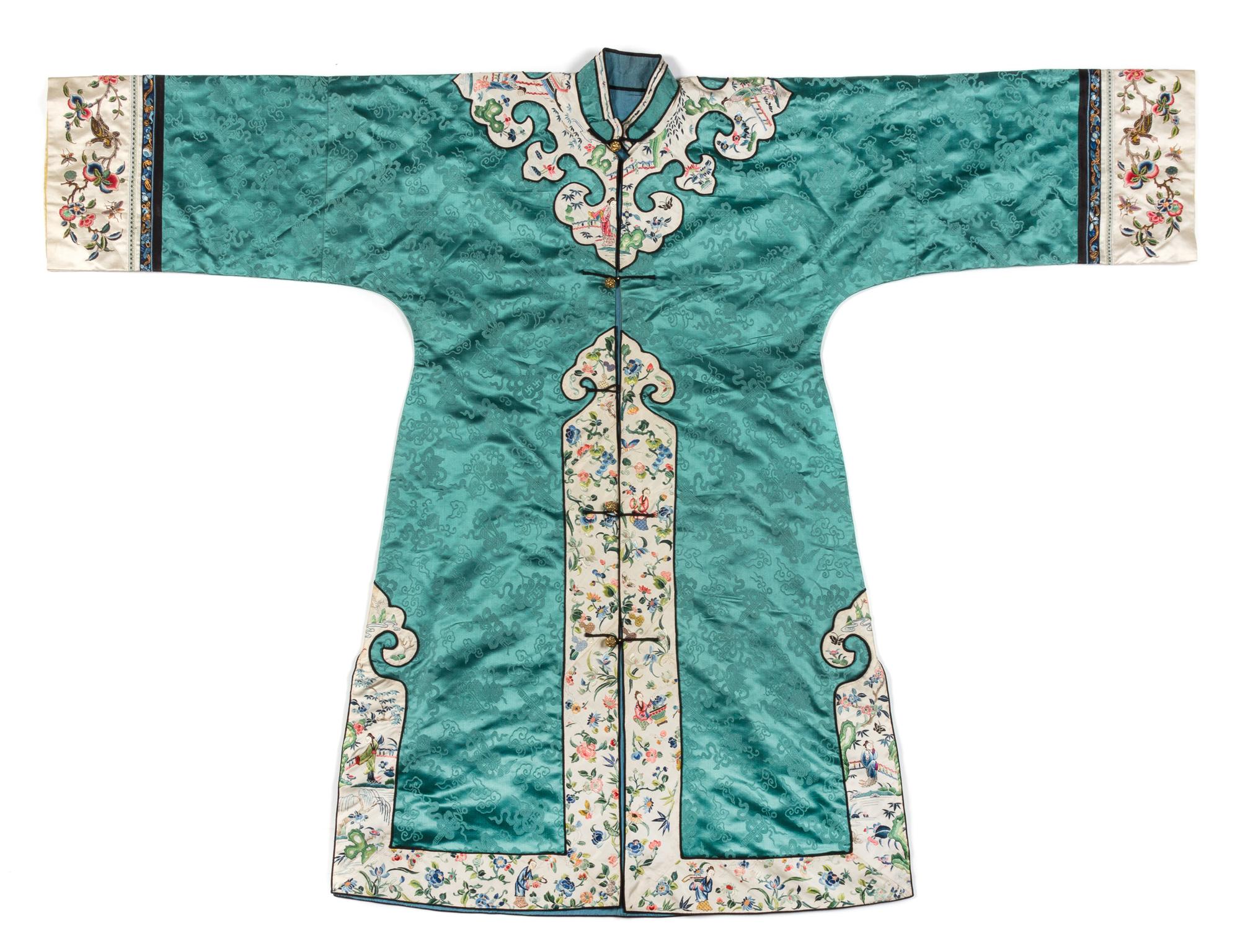 A Chinese Embroidered Silk Lady's Informal Robe — LATE QING DYNASTY