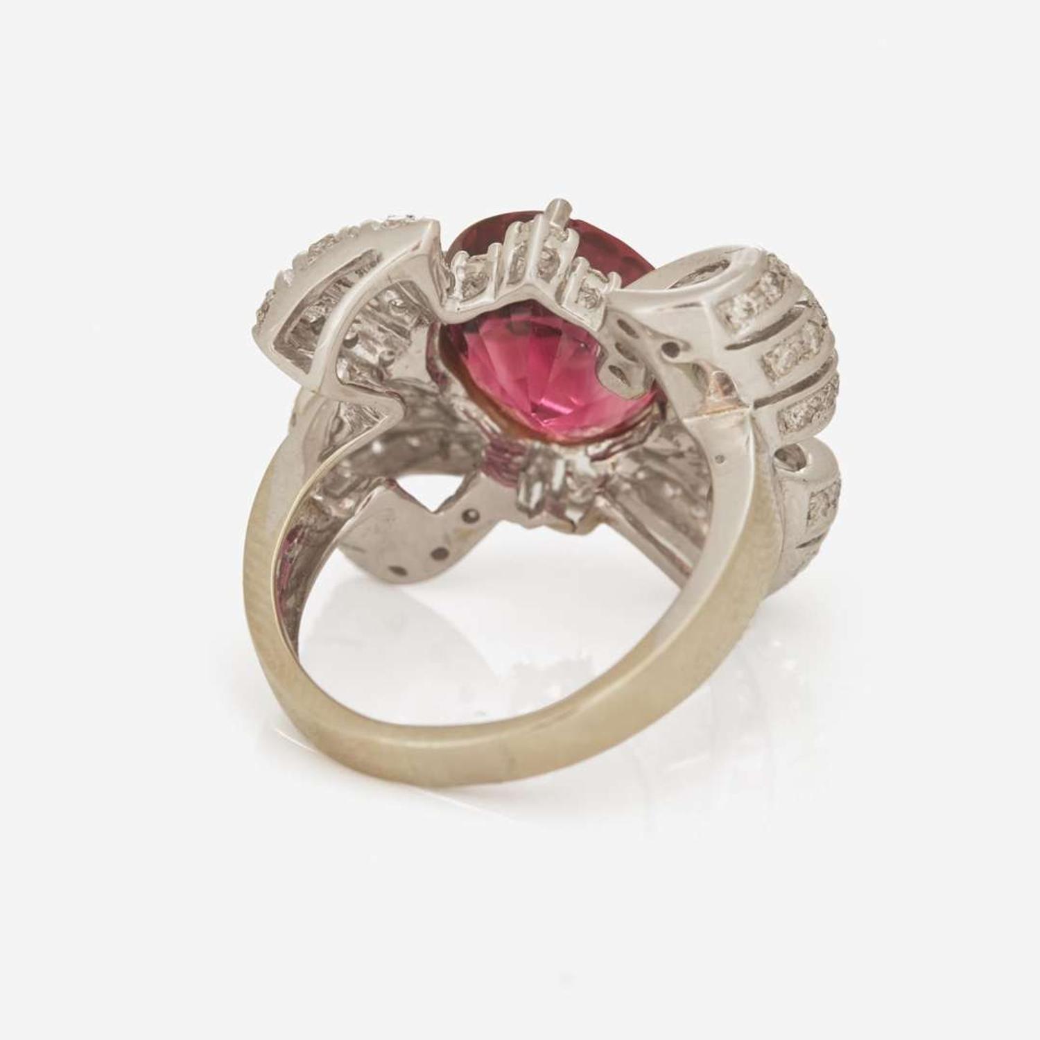 An 18K White Gold, Tourmaline, and Diamond Ring
