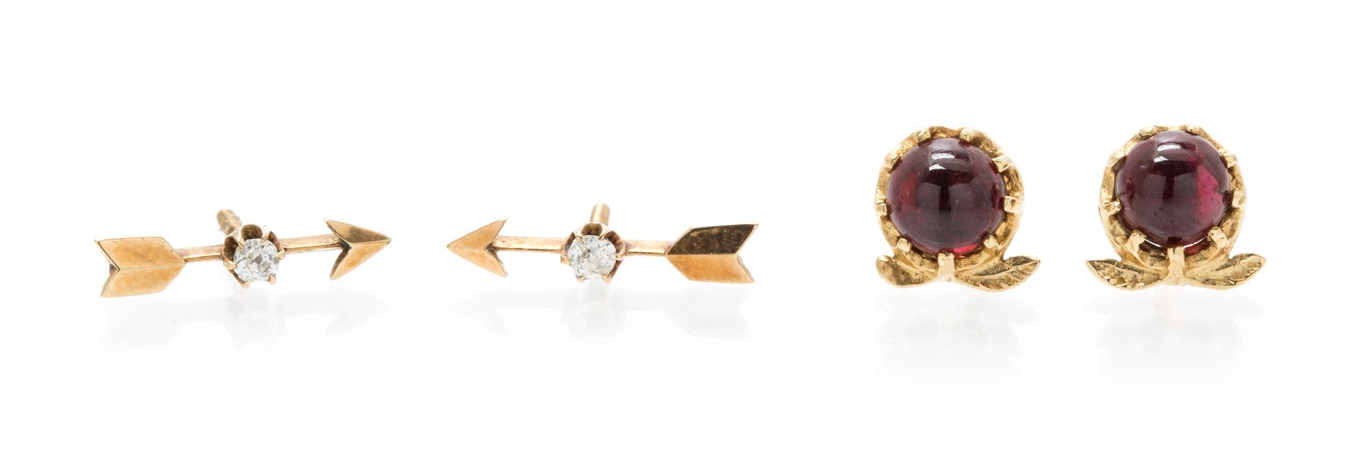 A Collection of Yellow Gold Earrings, 2.00 dwts.
